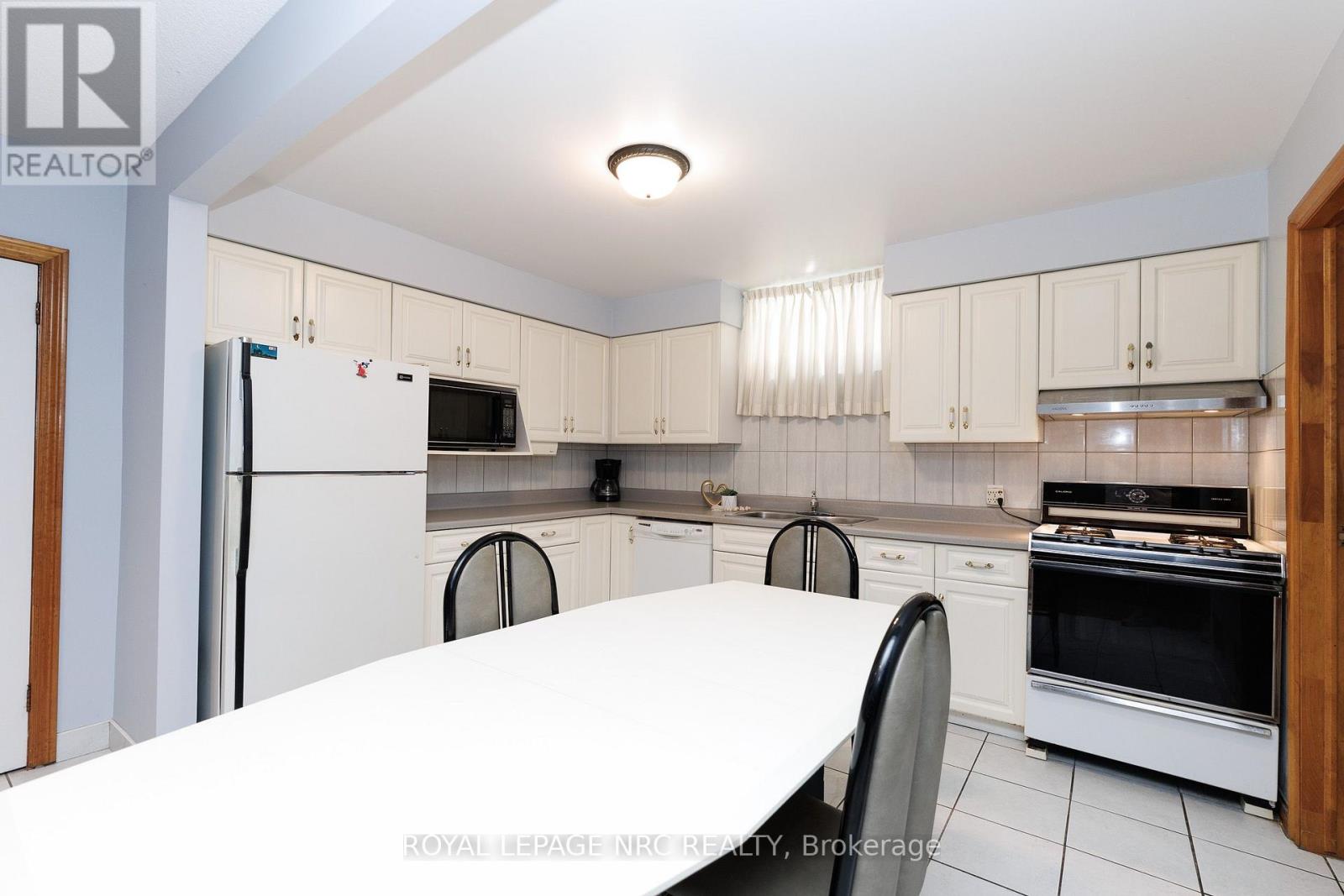 6313 Crawford Street, Niagara Falls, Ontario  L2E 5Y8 - Photo 34 - X13612822