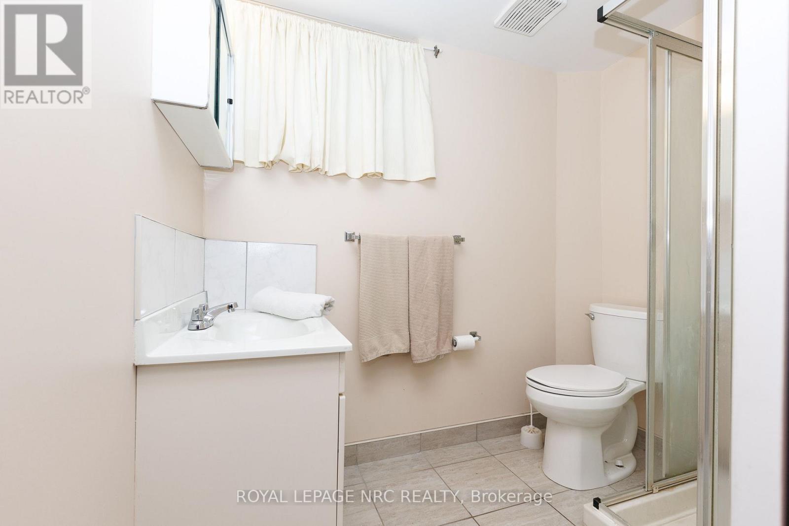 6313 Crawford Street, Niagara Falls, Ontario  L2E 5Y8 - Photo 35 - X13612822