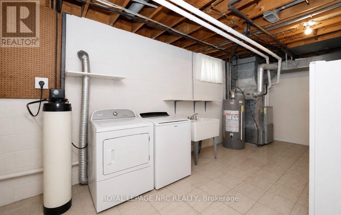 6313 Crawford Street, Niagara Falls, Ontario  L2E 5Y8 - Photo 37 - X13612822