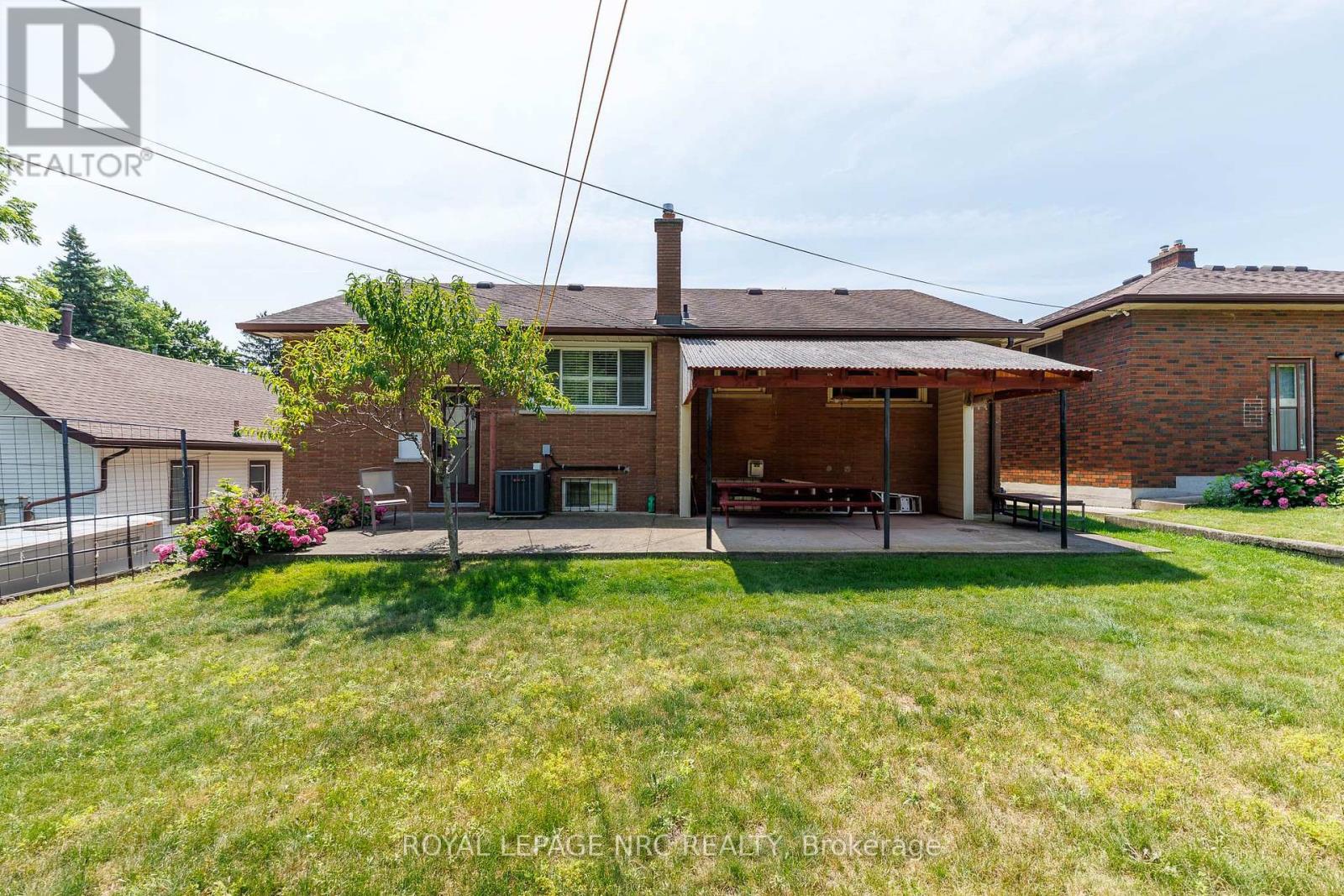 6313 Crawford Street, Niagara Falls, Ontario  L2E 5Y8 - Photo 5 - X13612822
