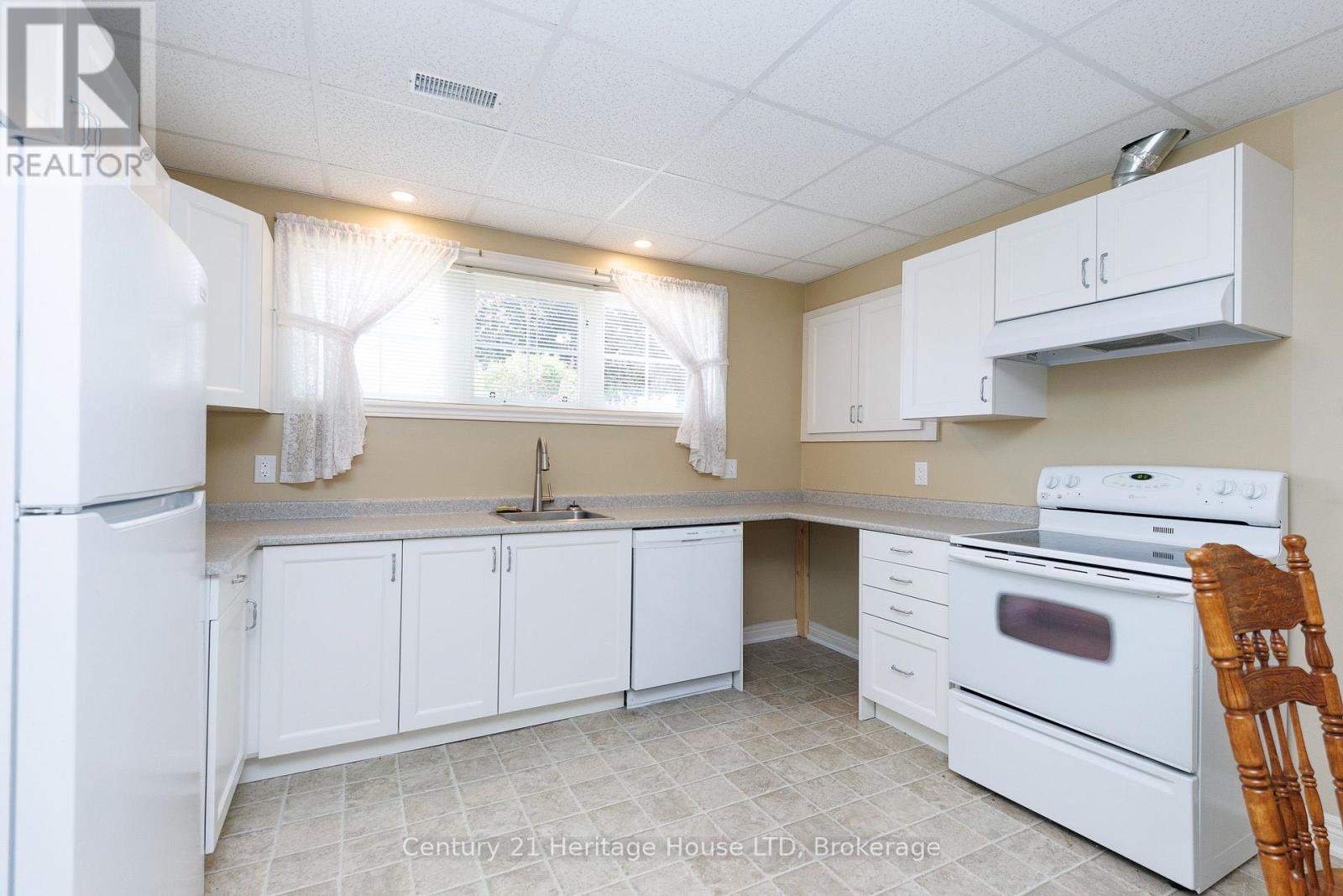 121 Rochelle Crescent, Fort Erie, Ontario  L0S 1N0 - Photo 27 - X13613106