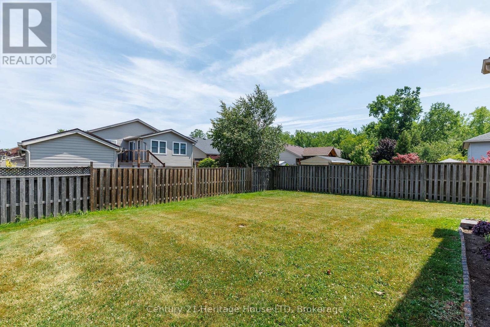 121 Rochelle Crescent, Fort Erie, Ontario  L0S 1N0 - Photo 38 - X13613106