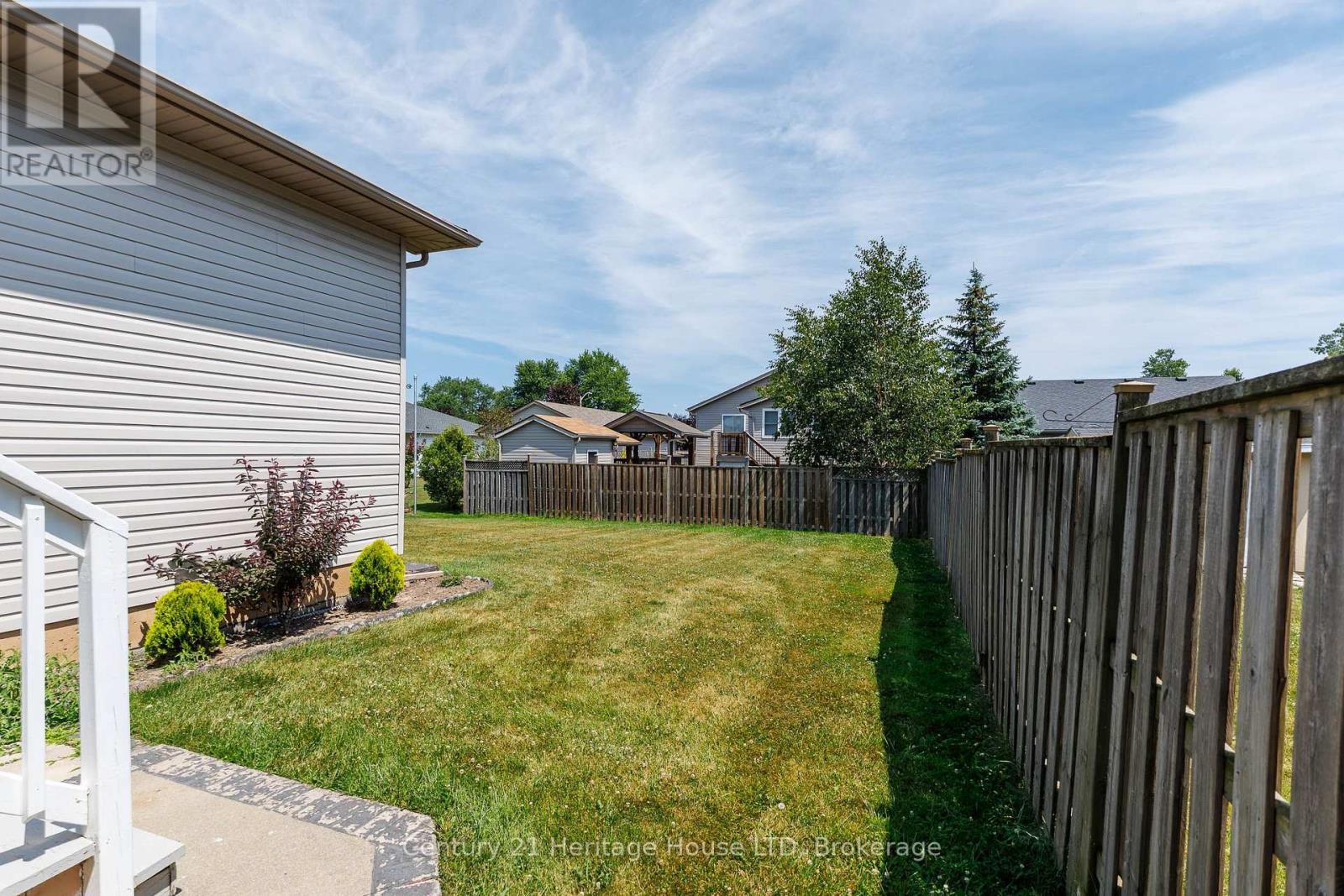 121 Rochelle Crescent, Fort Erie, Ontario  L0S 1N0 - Photo 39 - X13613106