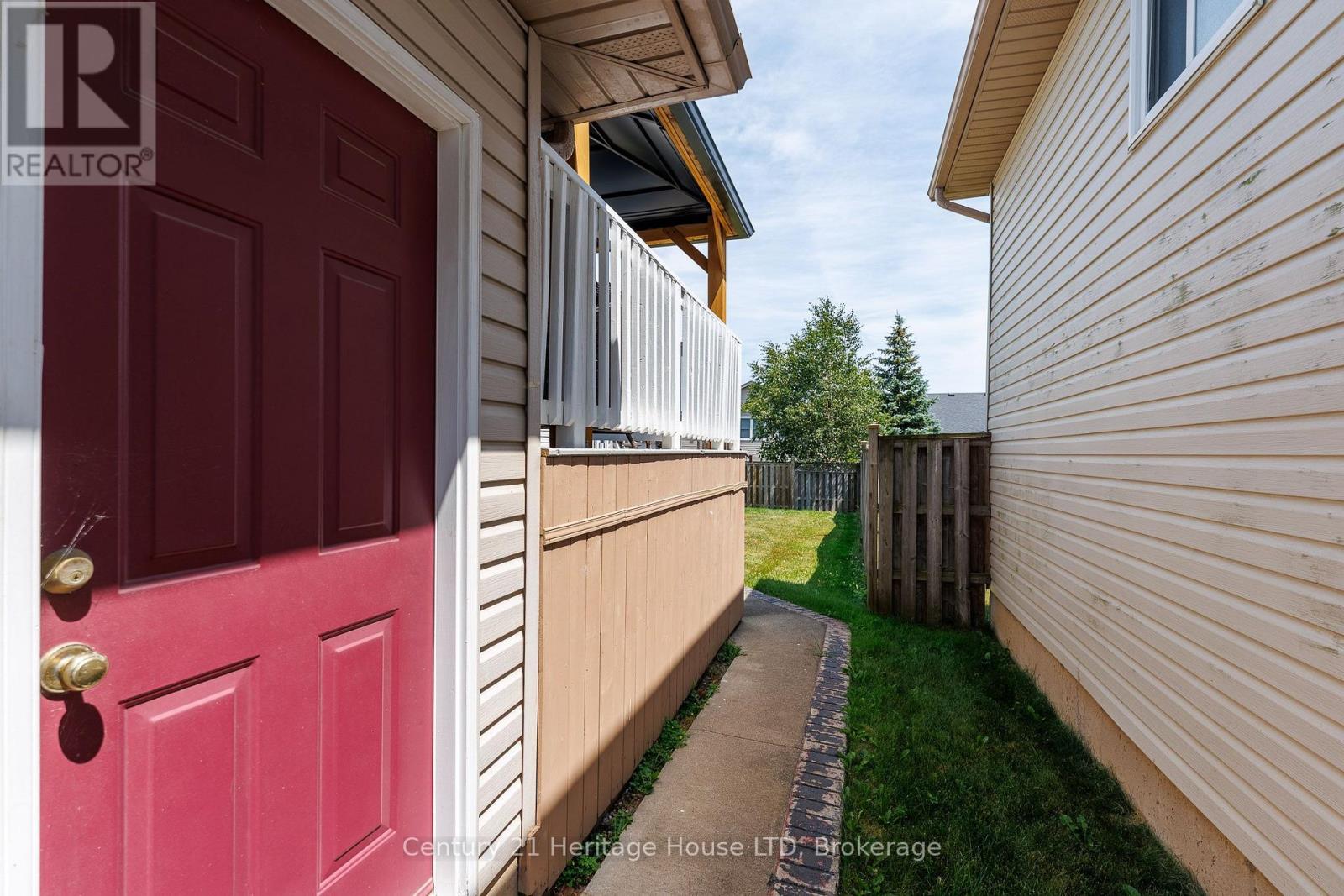121 Rochelle Crescent, Fort Erie, Ontario  L0S 1N0 - Photo 42 - X13613106