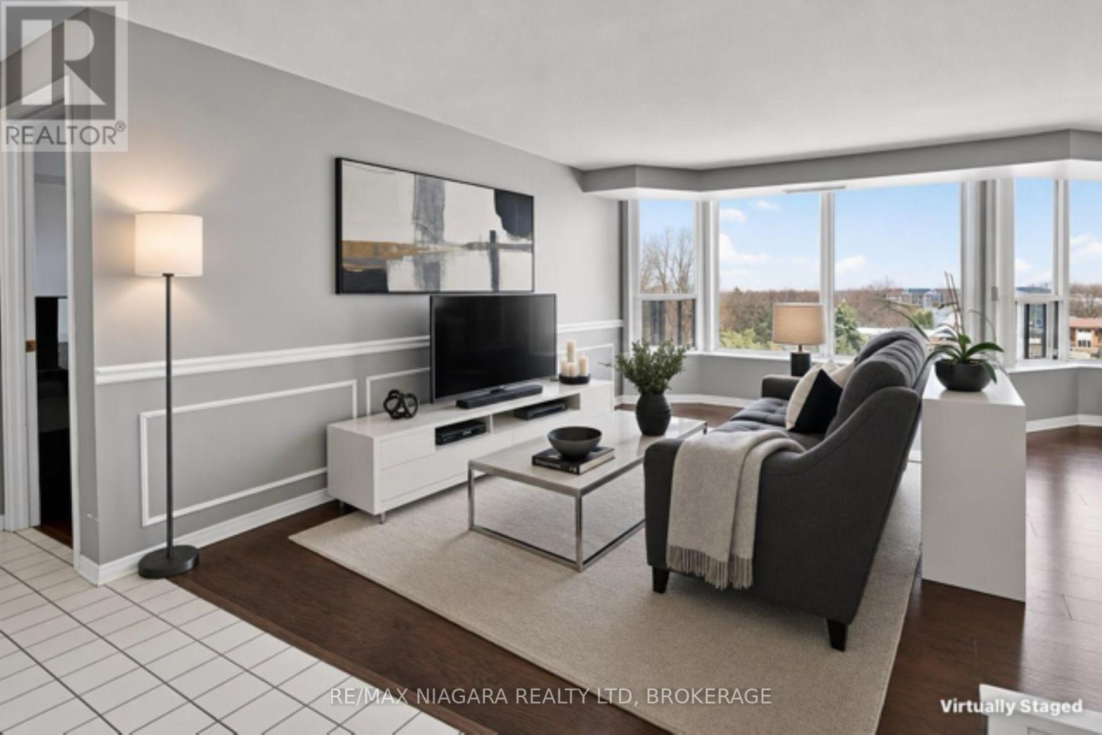 501 - 81 Scott Street, St. Catharines, Ontario  L2N 7L5 - Photo 6 - X13613168