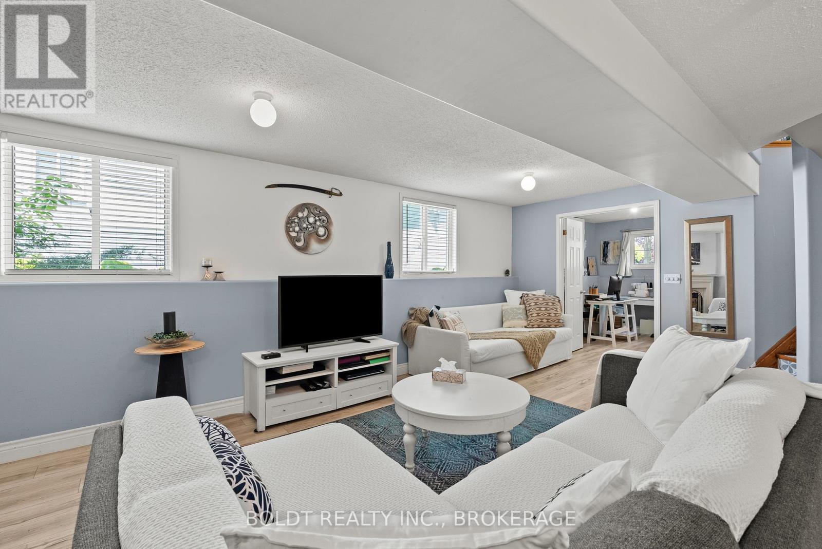 4333 Southerland Court, Niagara Falls, Ontario  L2G 7W4 - Photo 20 - X13613920