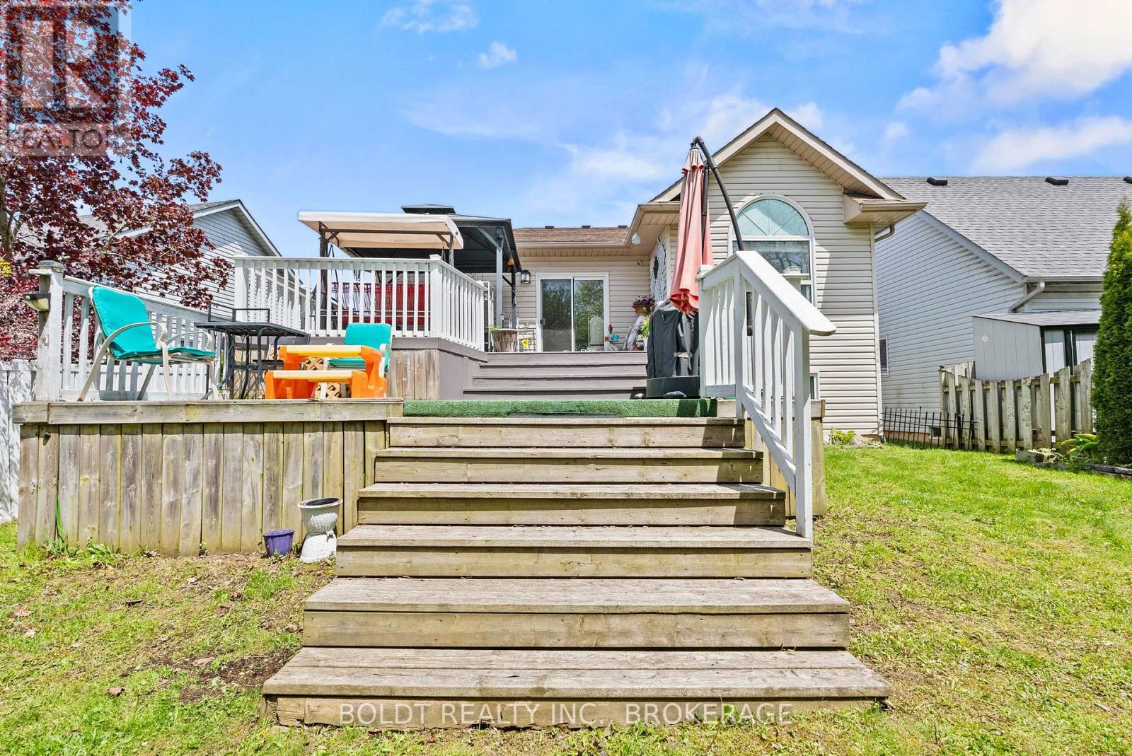 4333 Southerland Court, Niagara Falls, Ontario  L2G 7W4 - Photo 32 - X13613920