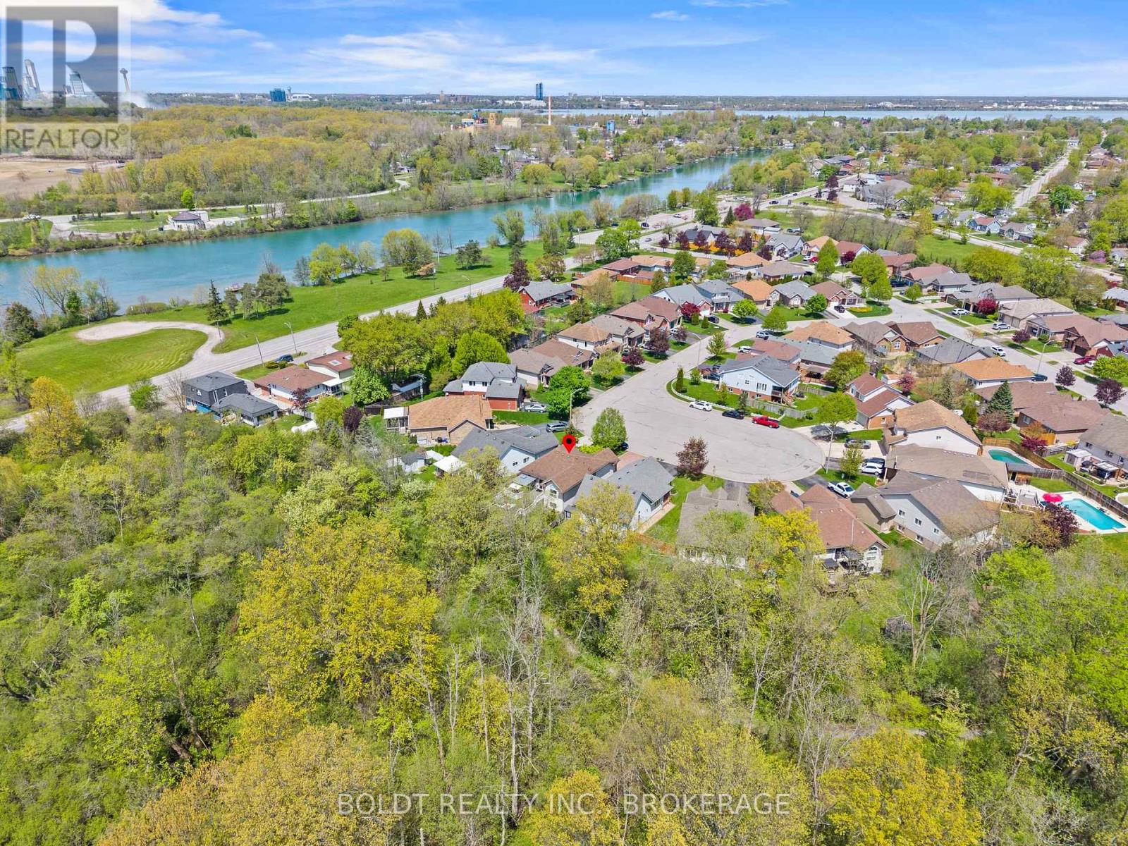 4333 Southerland Court, Niagara Falls, Ontario  L2G 7W4 - Photo 39 - X13613920