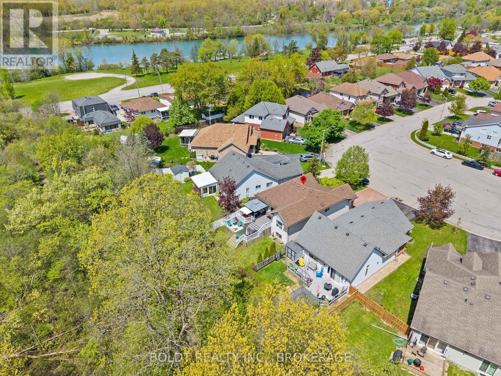 4333 Southerland Court, Niagara Falls, Ontario  L2G 7W4 - Photo 41 - X13613920