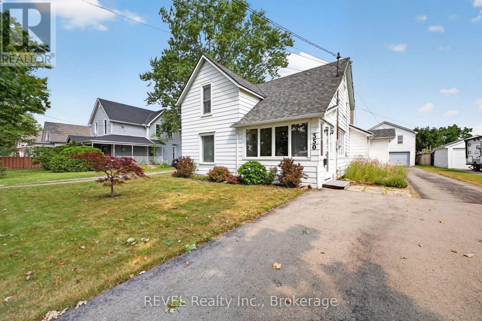 350 Phipps Street, Fort Erie, Ontario  L2A 2V8 - Photo 2 - X13613972
