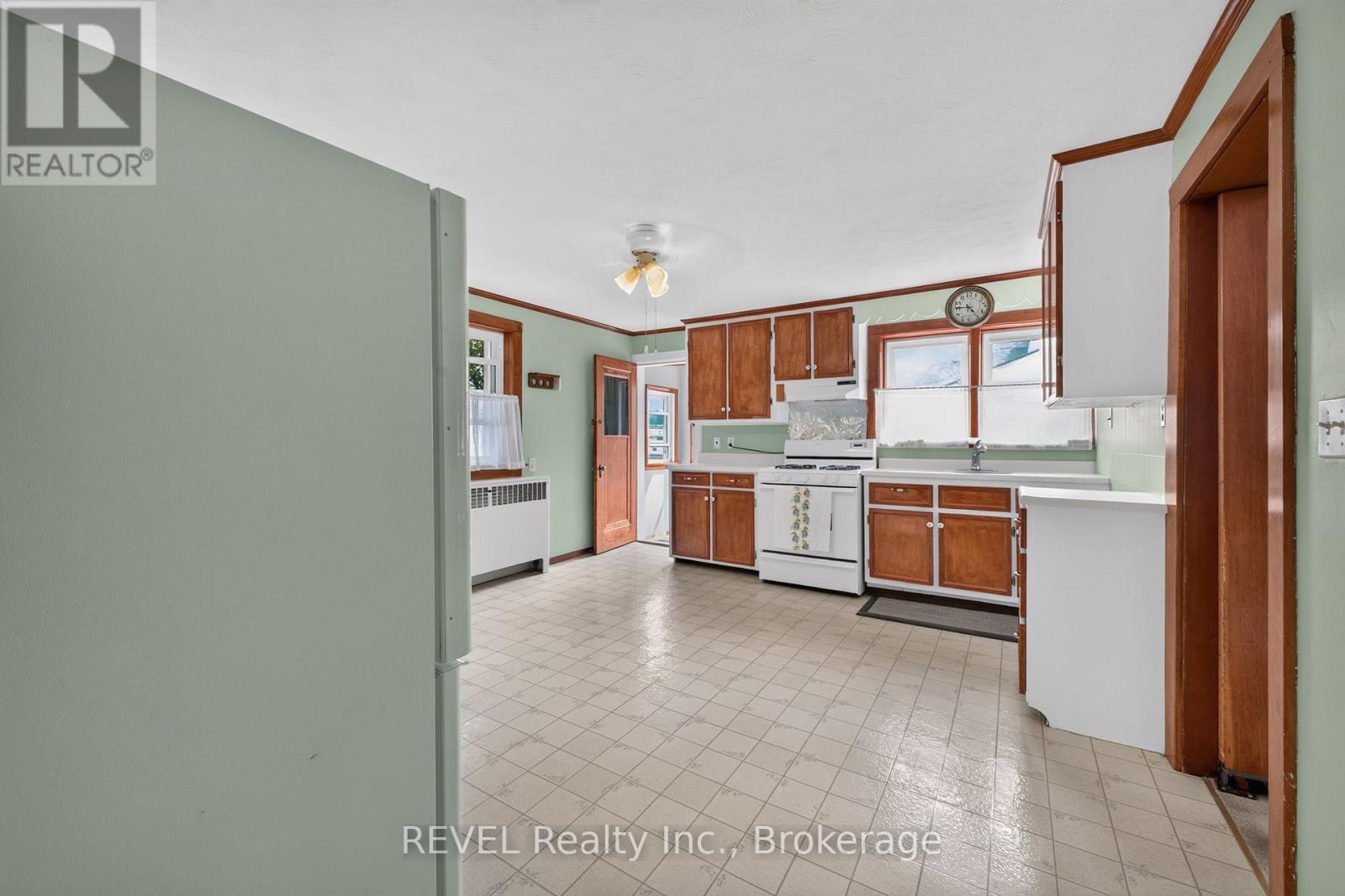 350 Phipps Street, Fort Erie, Ontario  L2A 2V8 - Photo 9 - X13613972