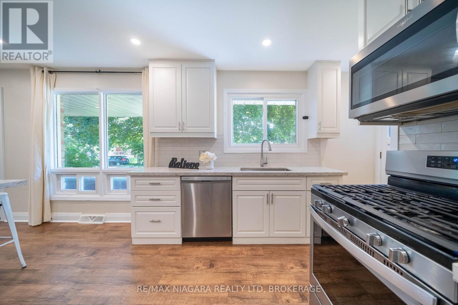 15 Springbank Drive, St. Catharines, Ontario  L2S 2K1 - Photo 10 - X13614000