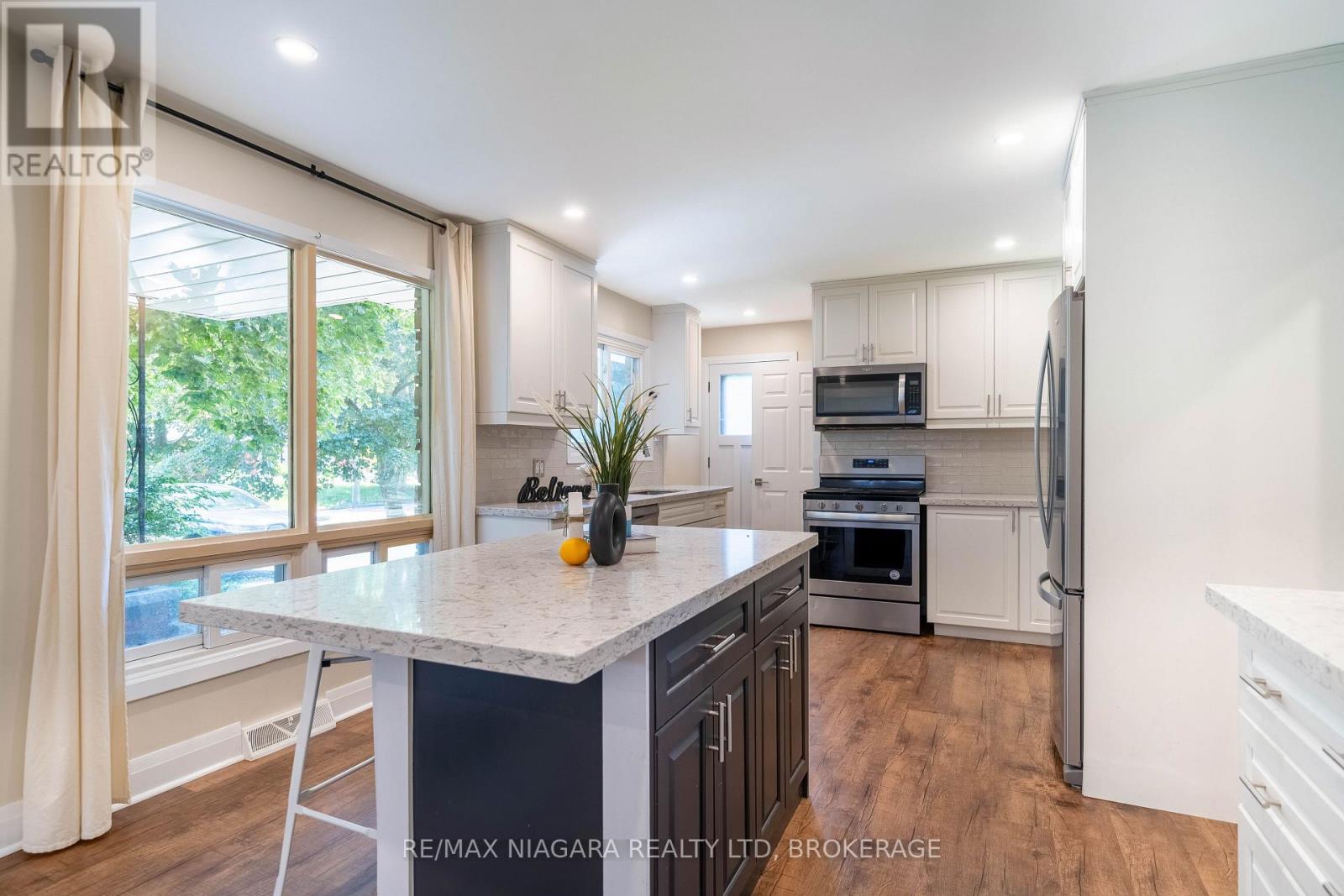 15 Springbank Drive, St. Catharines, Ontario  L2S 2K1 - Photo 7 - X13614000