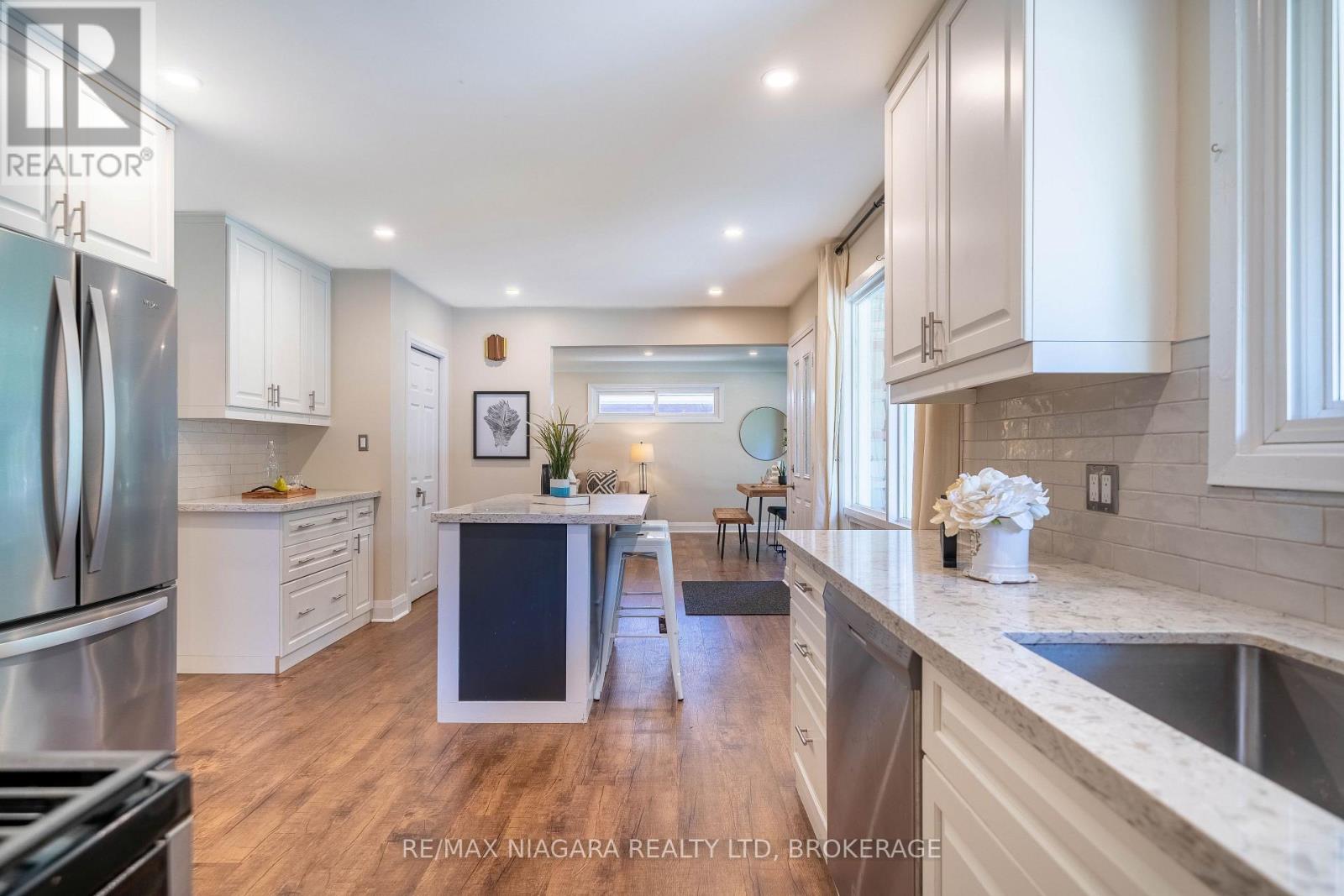 15 Springbank Drive, St. Catharines, Ontario  L2S 2K1 - Photo 9 - X13614000