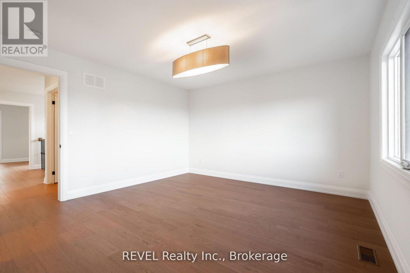 1186 Uppers Lane, Thorold, Ontario  L2V 0H1 - Photo 10 - X13614008