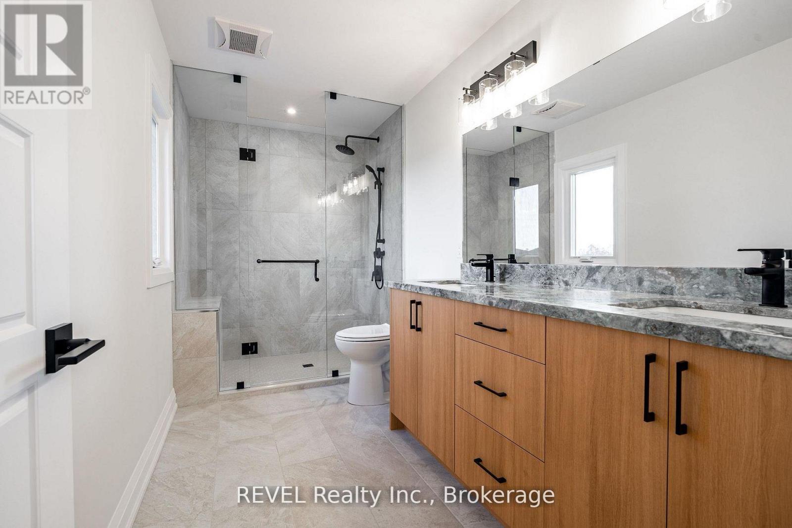 1186 Uppers Lane, Thorold, Ontario  L2V 0H1 - Photo 12 - X13614008