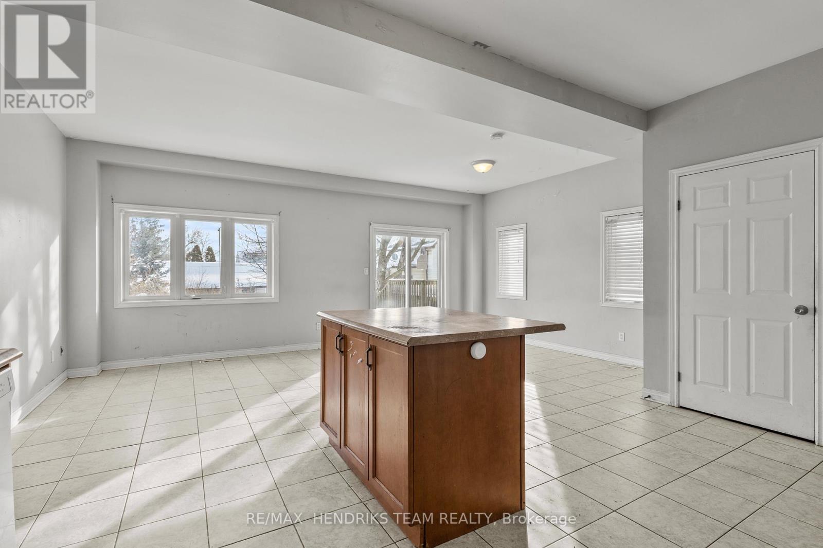 2 Townline Road E, Thorold, Ontario  L2V 2C3 - Photo 10 - X13614098