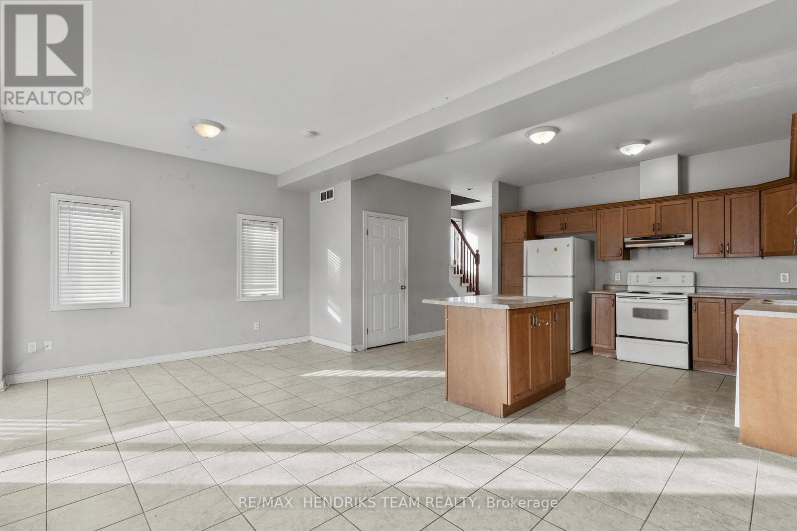 2 Townline Road E, Thorold, Ontario  L2V 2C3 - Photo 12 - X13614098