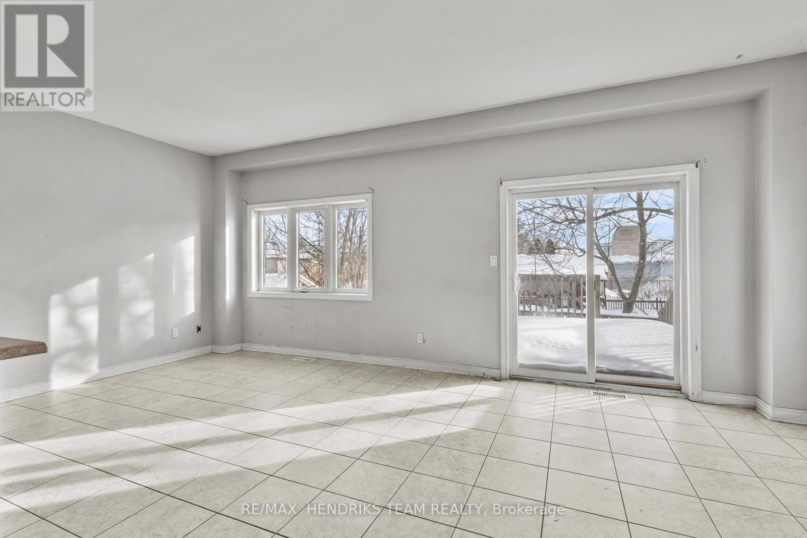 2 Townline Road E, Thorold, Ontario  L2V 2C3 - Photo 14 - X13614098