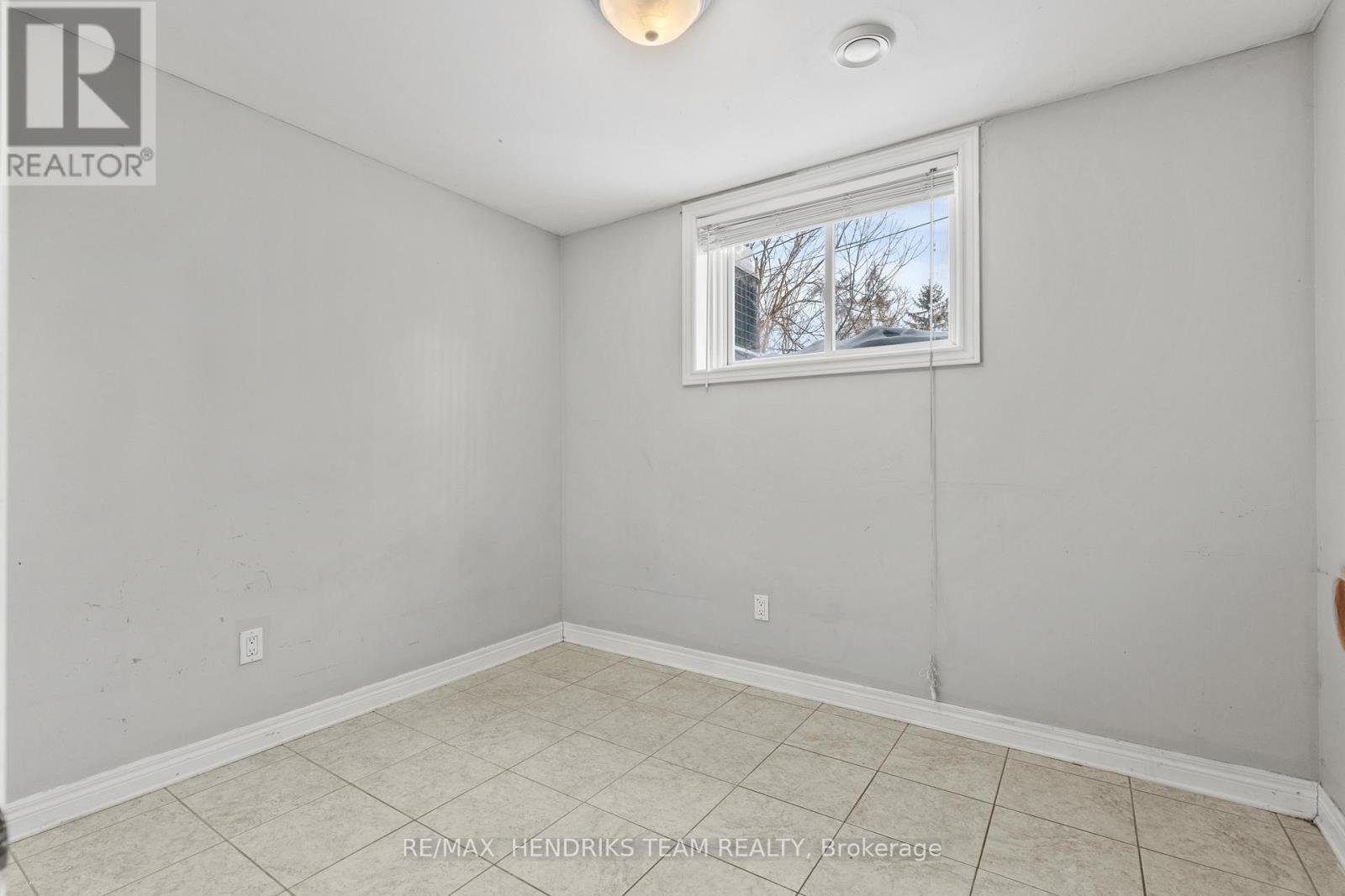 2 Townline Road E, Thorold, Ontario  L2V 2C3 - Photo 25 - X13614098
