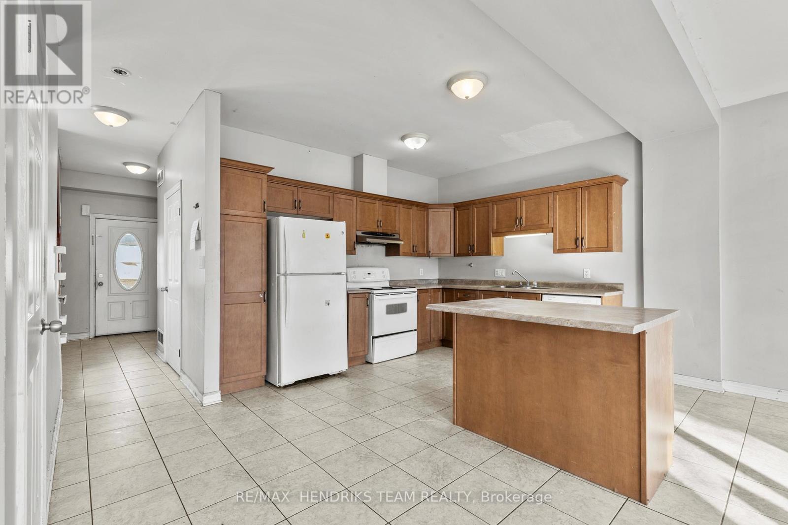 2 Townline Road E, Thorold, Ontario  L2V 2C3 - Photo 8 - X13614098