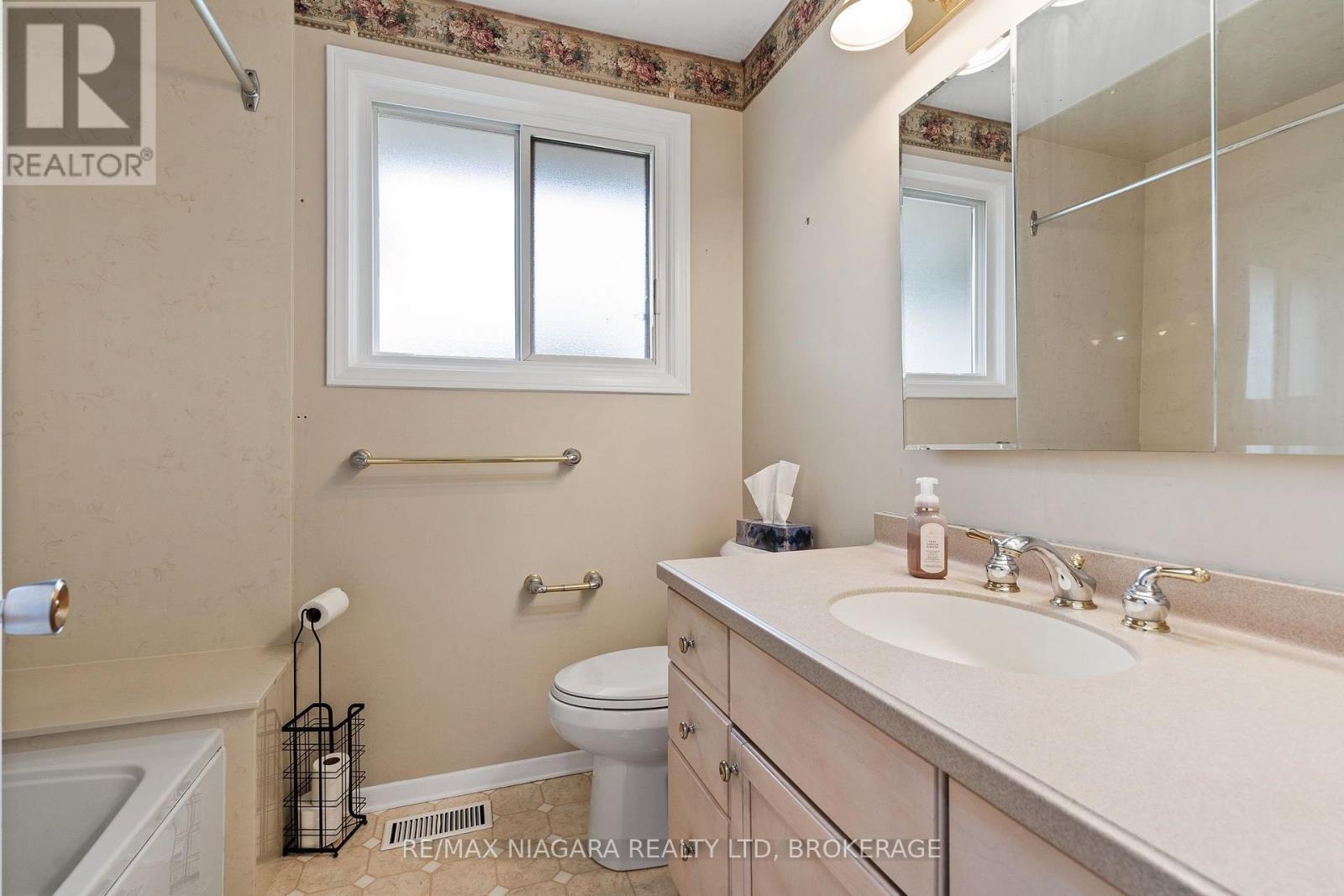 476 Scott Street, St. Catharines, Ontario  L2M 3X2 - Photo 20 - X13614452