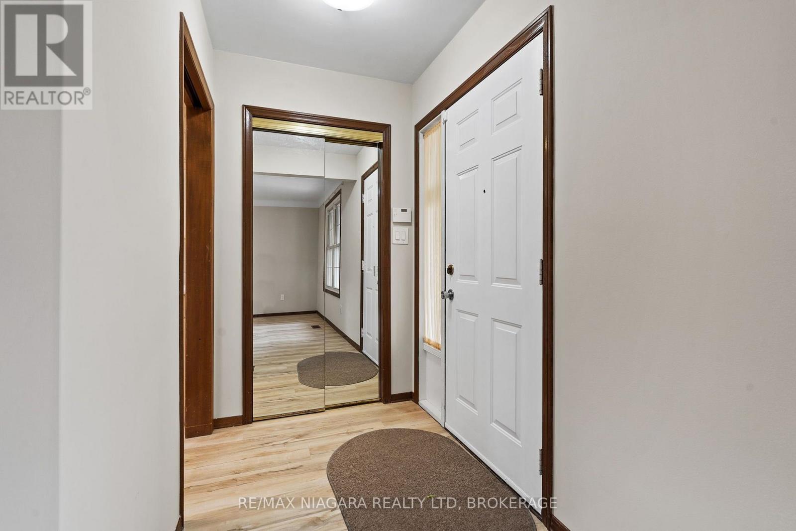 476 Scott Street, St. Catharines, Ontario  L2M 3X2 - Photo 4 - X13614452