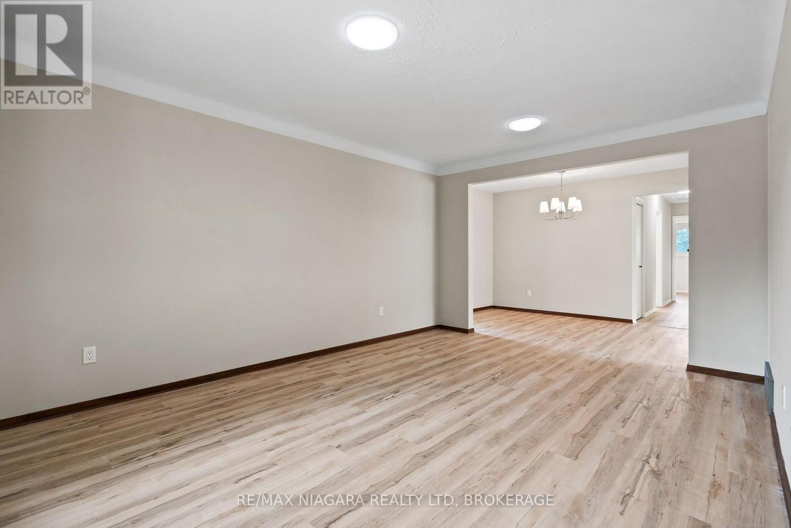 476 Scott Street, St. Catharines, Ontario  L2M 3X2 - Photo 7 - X13614452