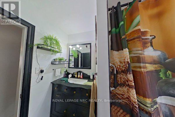 6437 Barker Street, Niagara Falls, Ontario  L2G 1Y6 - Photo 8 - X13614634