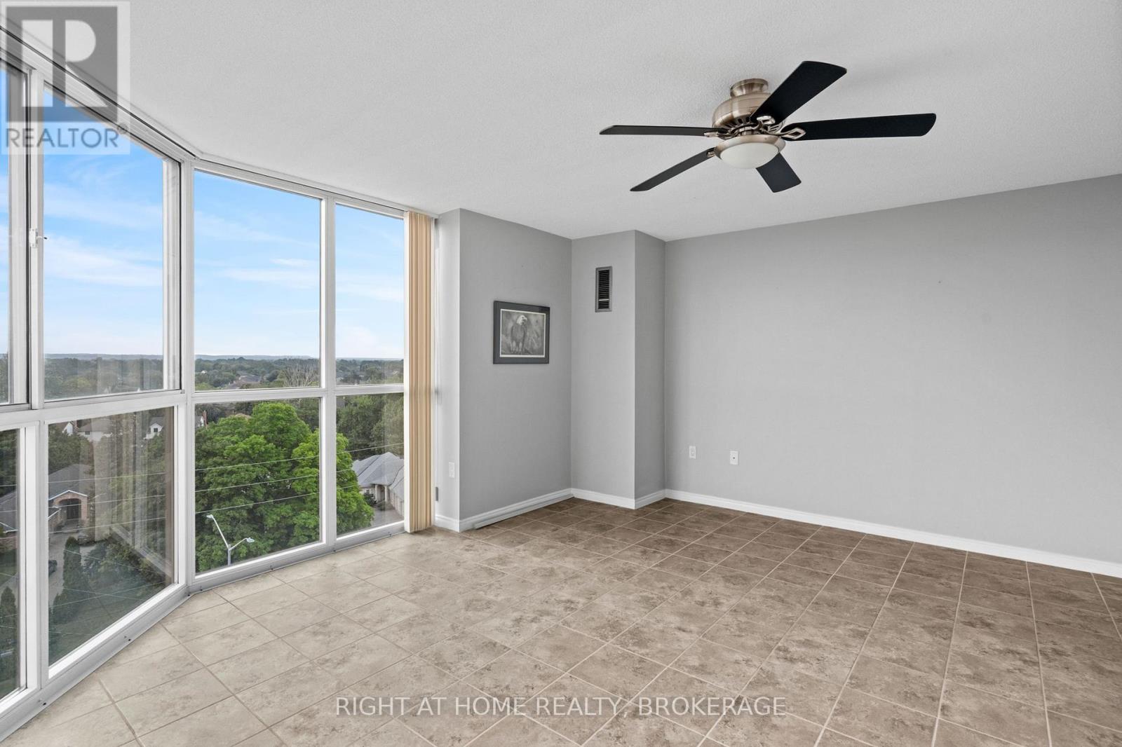 801 - 162 Martindale Road, St. Catharines, Ontario  L2S 3S4 - Photo 17 - X13615560