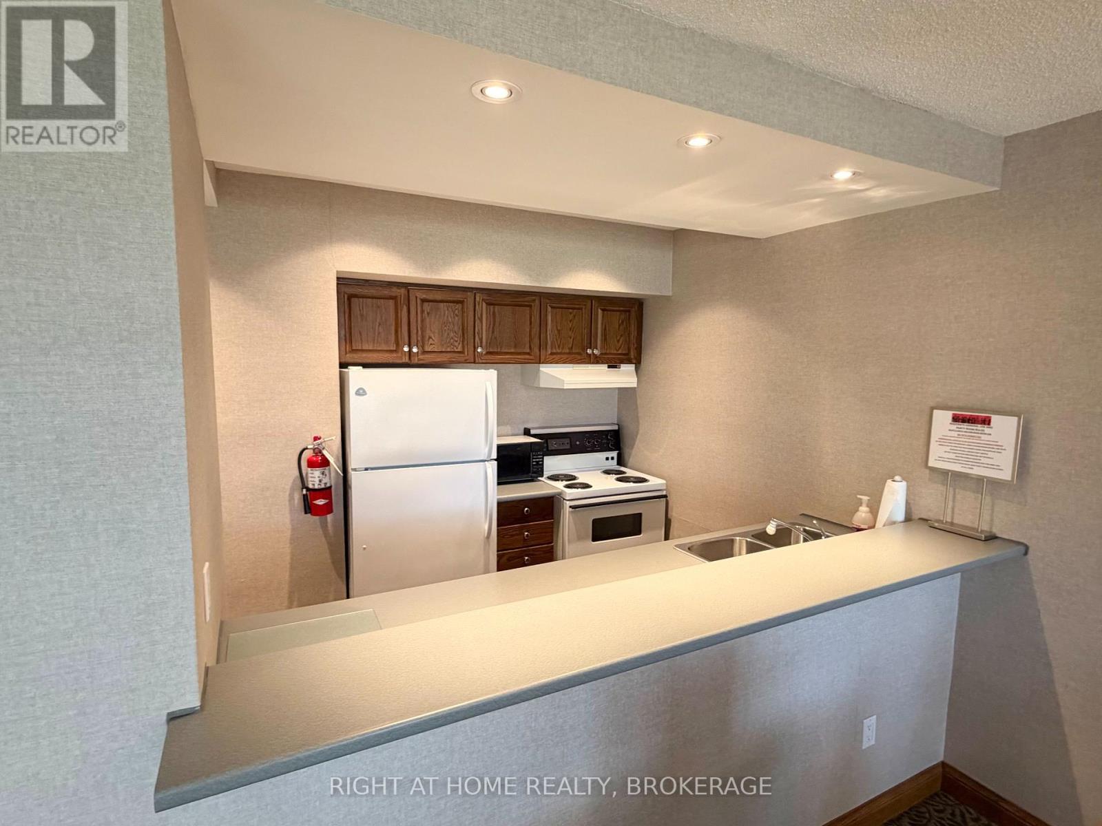 801 - 162 Martindale Road, St. Catharines, Ontario  L2S 3S4 - Photo 27 - X13615560