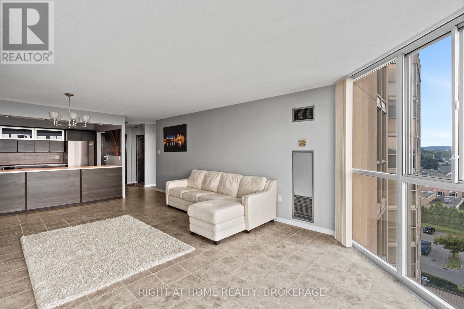 801 - 162 Martindale Road, St. Catharines, Ontario  L2S 3S4 - Photo 6 - X13615560