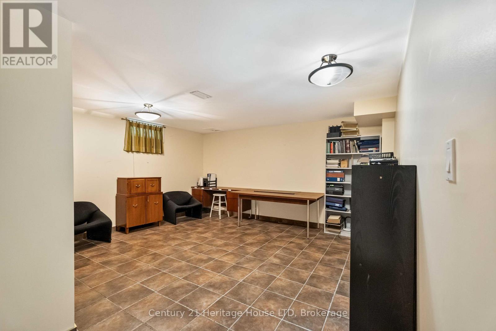 6254 Gore Street, Niagara Falls, Ontario  L2J 4G5 - Photo 21 - X13616682