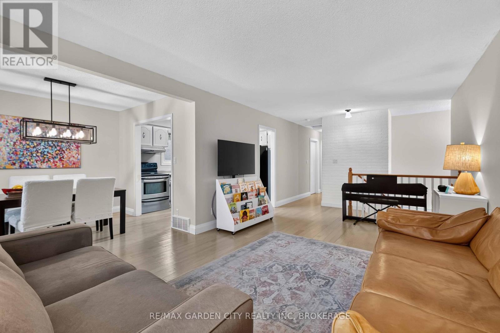 3 Fallingbrook Drive, Pelham, Ontario  L0S 1E0 - Photo 9 - X13617092