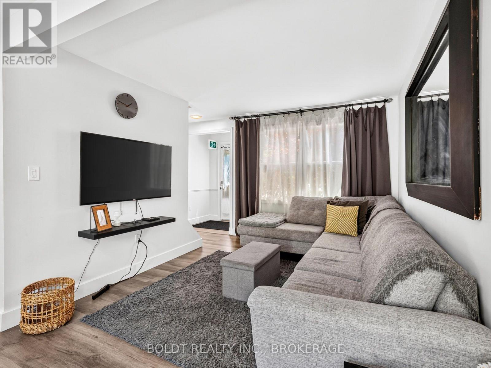 642 Penner Road, Niagara-On-The-Lake, Ontario  L0S 1J0 - Photo 14 - X13617348
