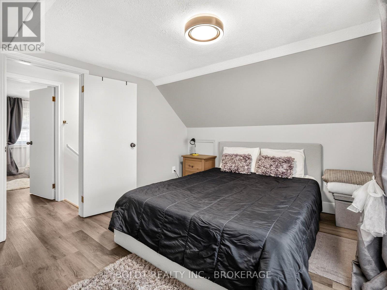 642 Penner Road, Niagara-On-The-Lake, Ontario  L0S 1J0 - Photo 18 - X13617348