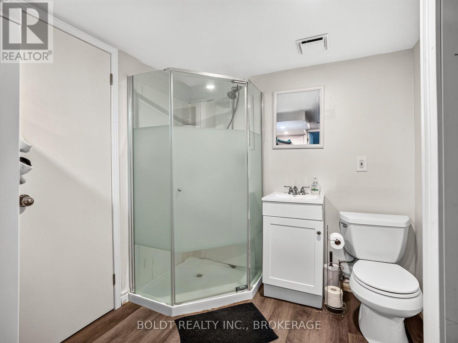 642 Penner Road, Niagara-On-The-Lake, Ontario  L0S 1J0 - Photo 22 - X13617348