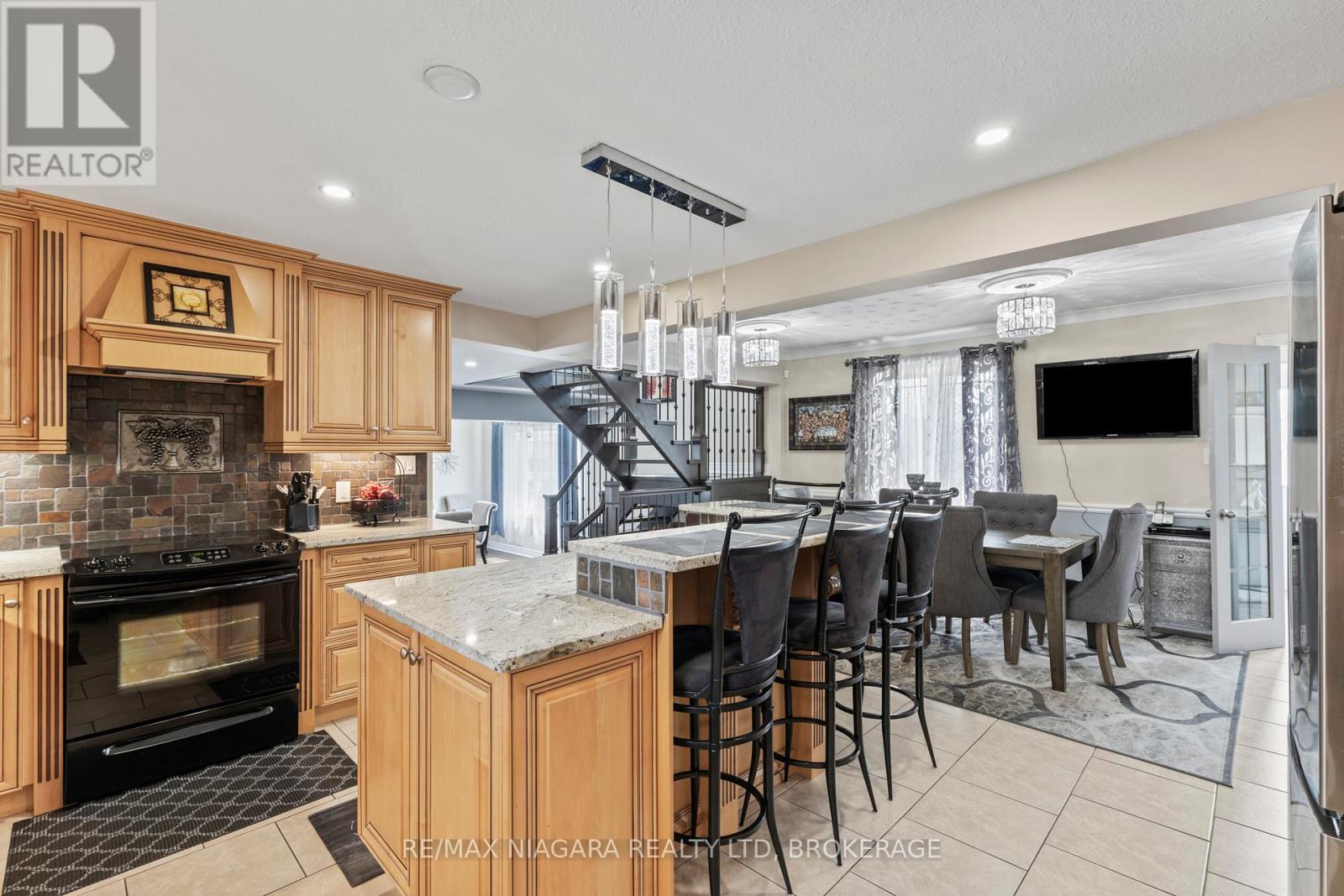 724 Line 3 Road S, Niagara-On-The-Lake, Ontario  L0S 1J0 - Photo 13 - X13617818
