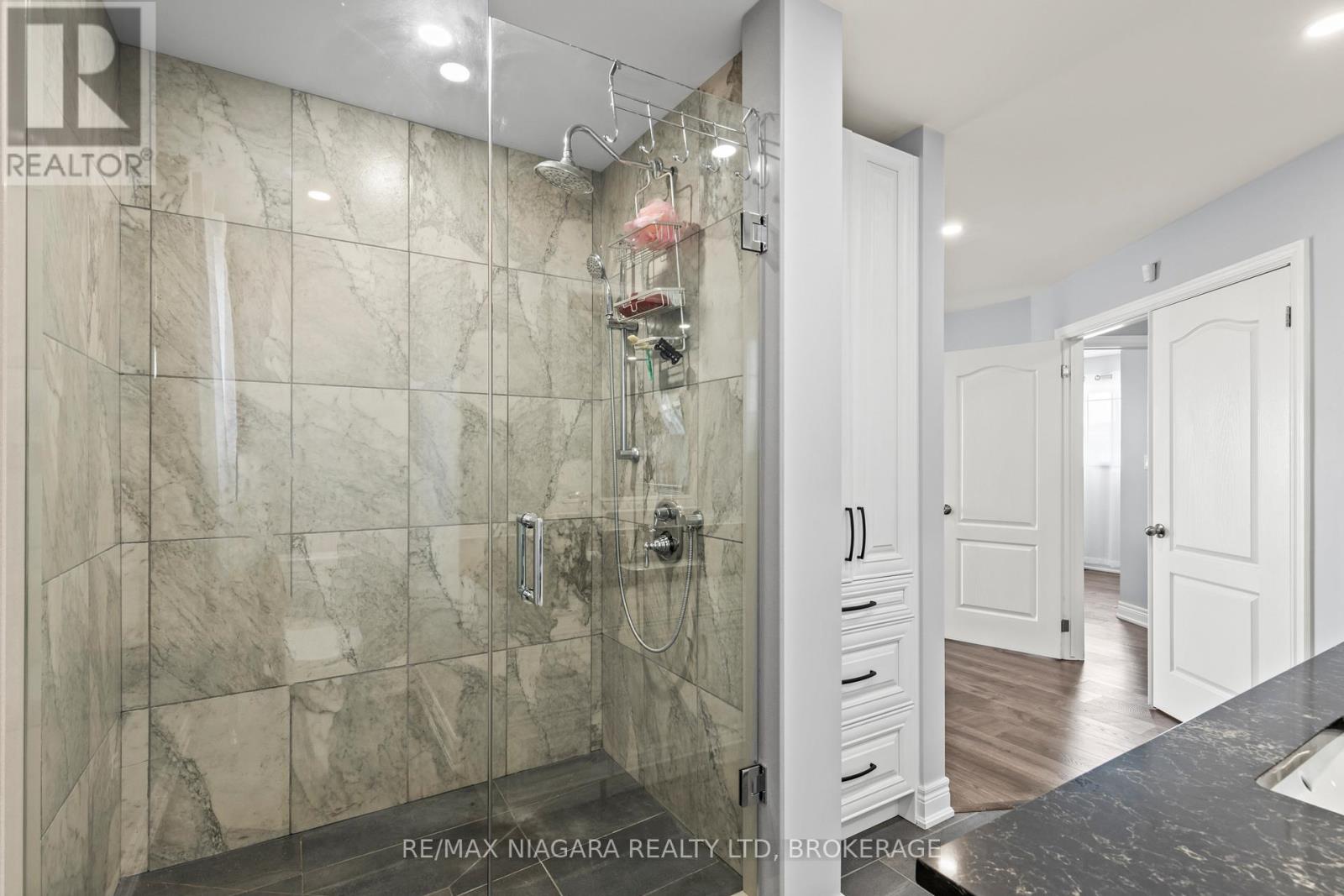 724 Line 3 Road S, Niagara-On-The-Lake, Ontario  L0S 1J0 - Photo 28 - X13617818