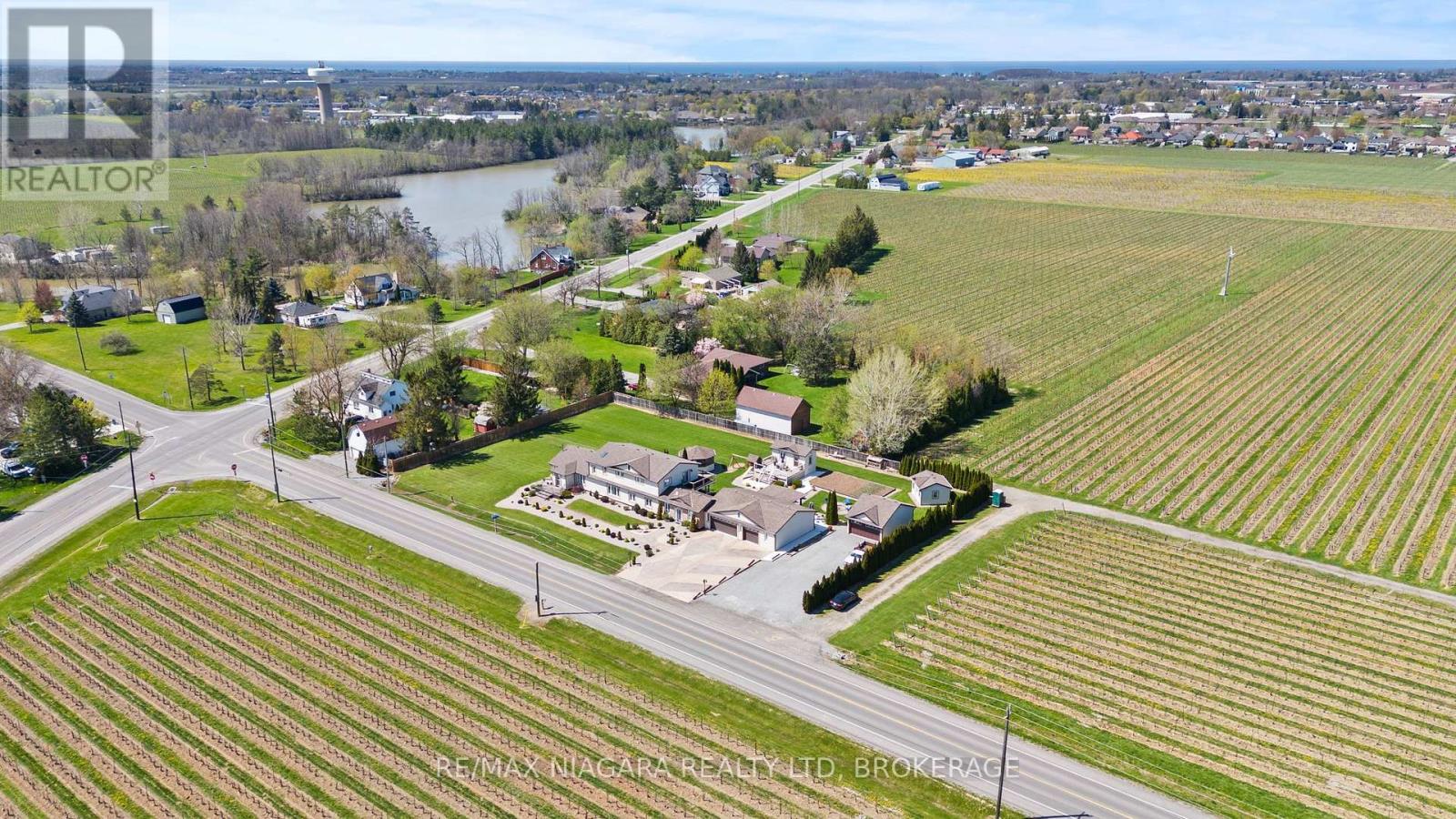 724 Line 3 Road S, Niagara-On-The-Lake, Ontario  L0S 1J0 - Photo 47 - X13617818