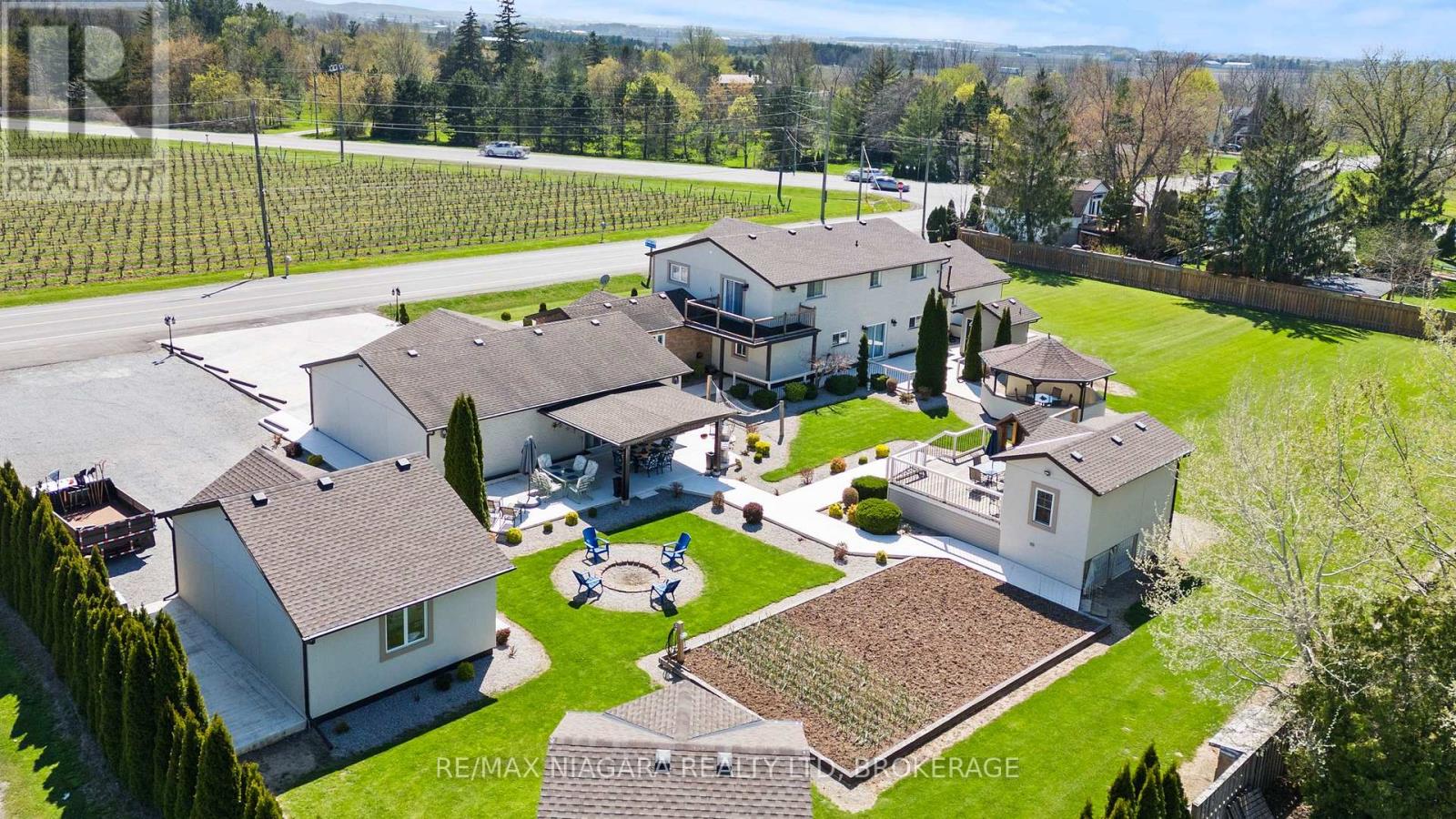724 Line 3 Road S, Niagara-On-The-Lake, Ontario  L0S 1J0 - Photo 50 - X13617818