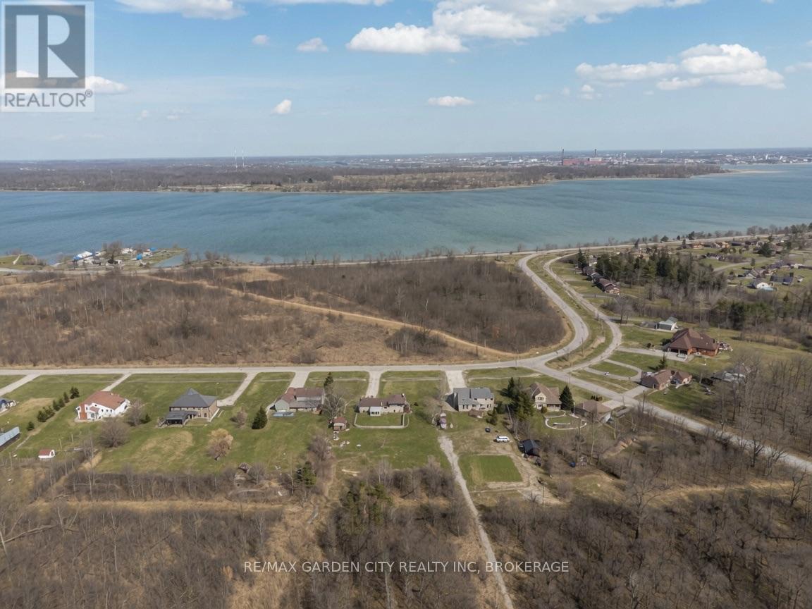 147 Cairns Crescent, Fort Erie, Ontario  L2A 5M4 - Photo 4 - X13617996