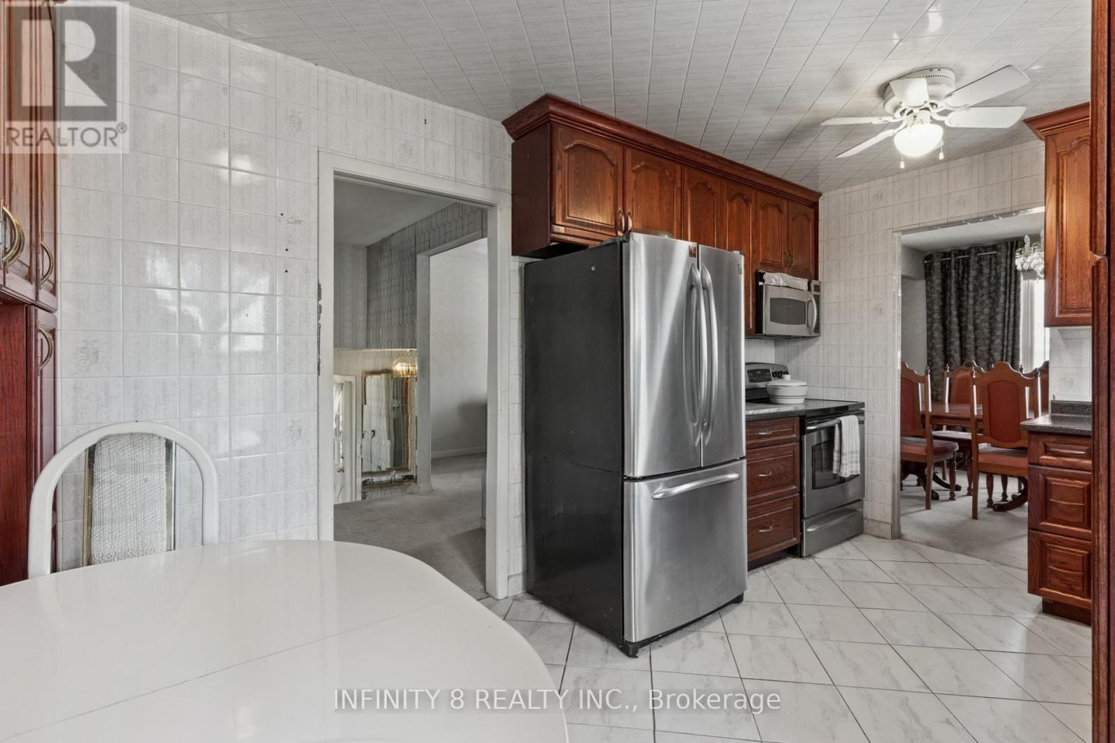 6918 Casey Street, Niagara Falls, Ontario  L2J 3G1 - Photo 9 - X13618478