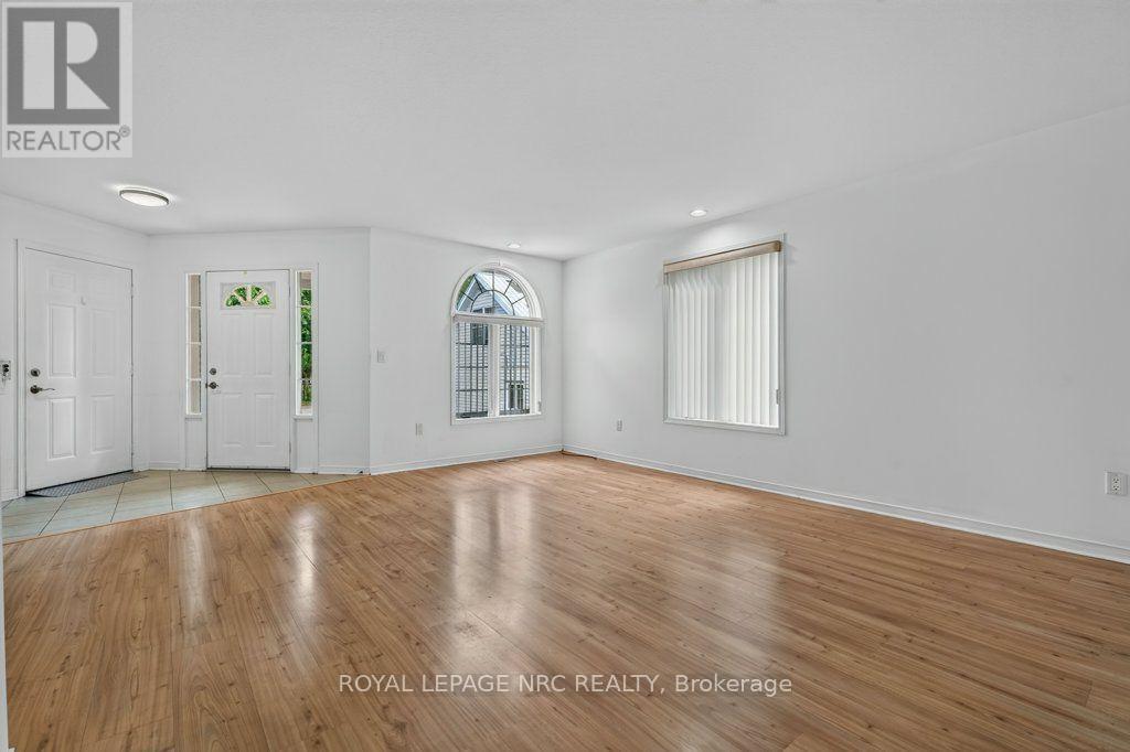 49 Balsam Street, Welland, Ontario  L3C 7H2 - Photo 3 - X13618812