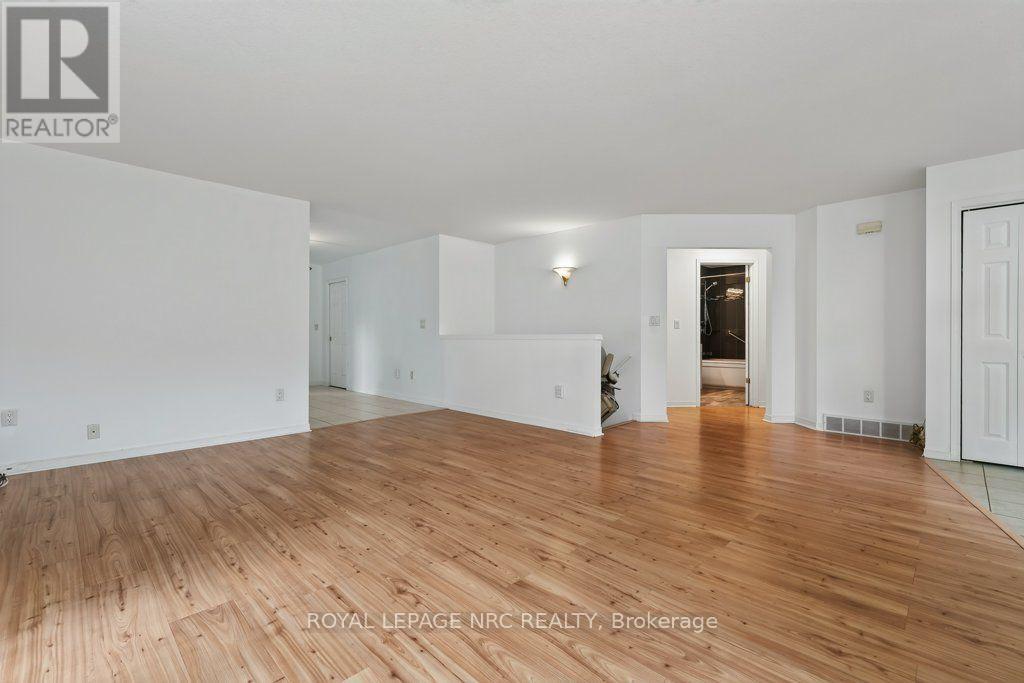 49 Balsam Street, Welland, Ontario  L3C 7H2 - Photo 6 - X13618812