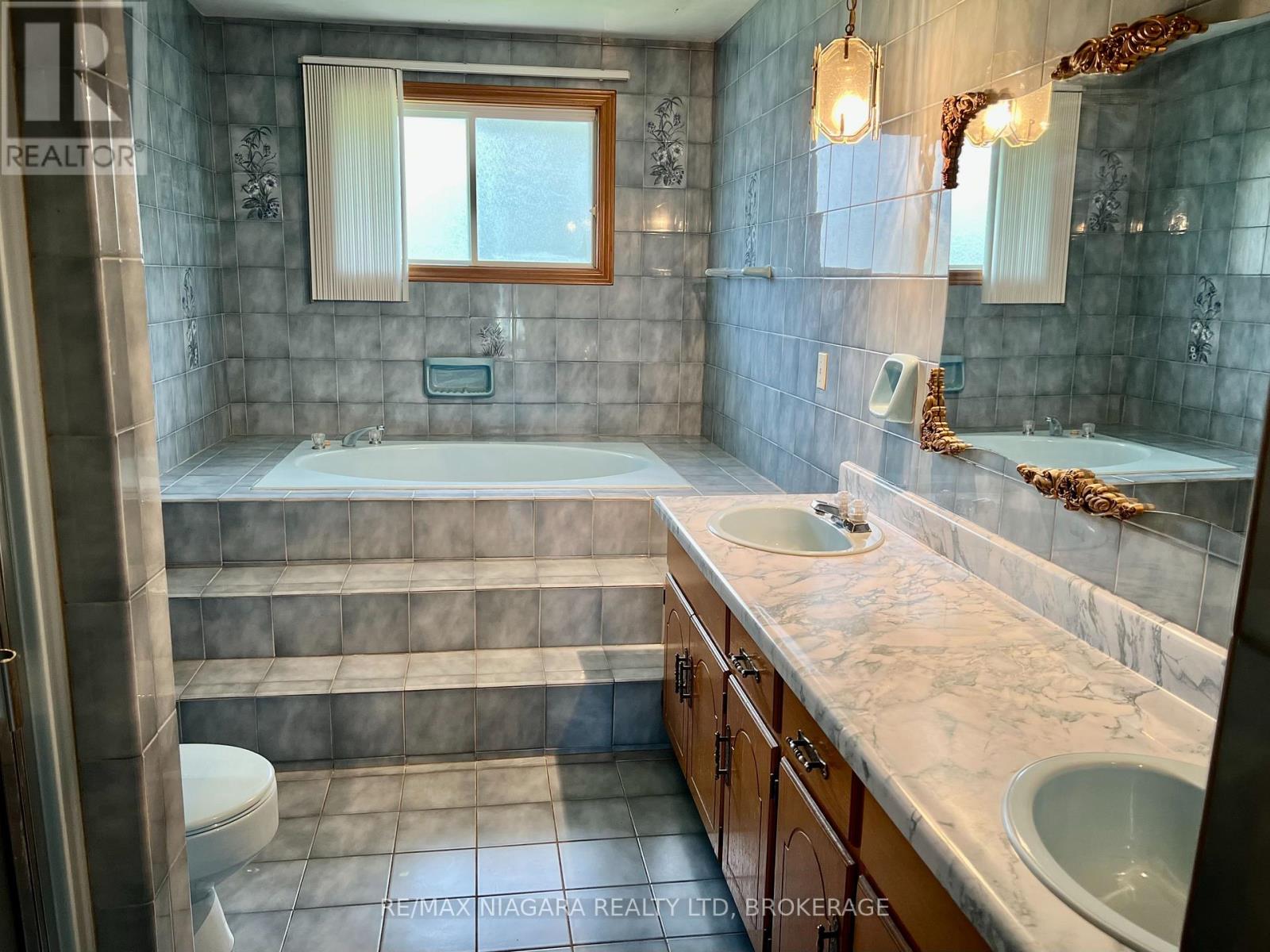 4628 Baldwin Avenue, Niagara Falls, Ontario  L2H 1N8 - Photo 37 - X13619172