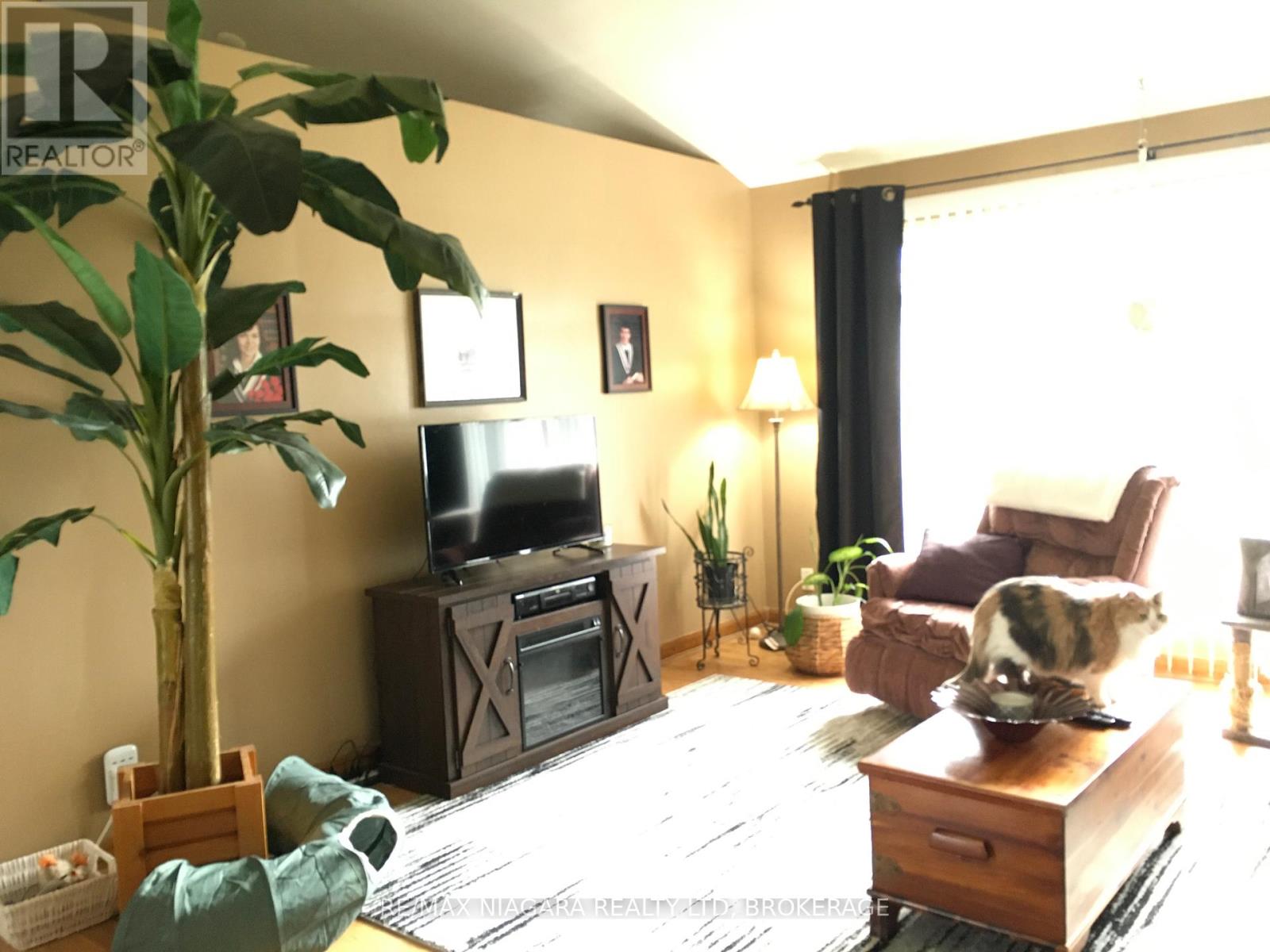 4577 Drummond Road, Niagara Falls, Ontario  L2E 6C8 - Photo 17 - X13619196