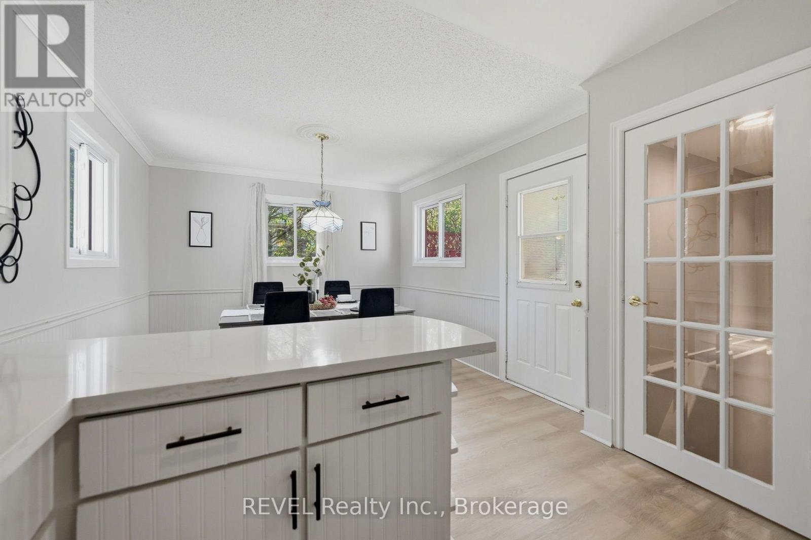 7962 Booth Street, Niagara Falls, Ontario  L2H 1E8 - Photo 10 - X13619494