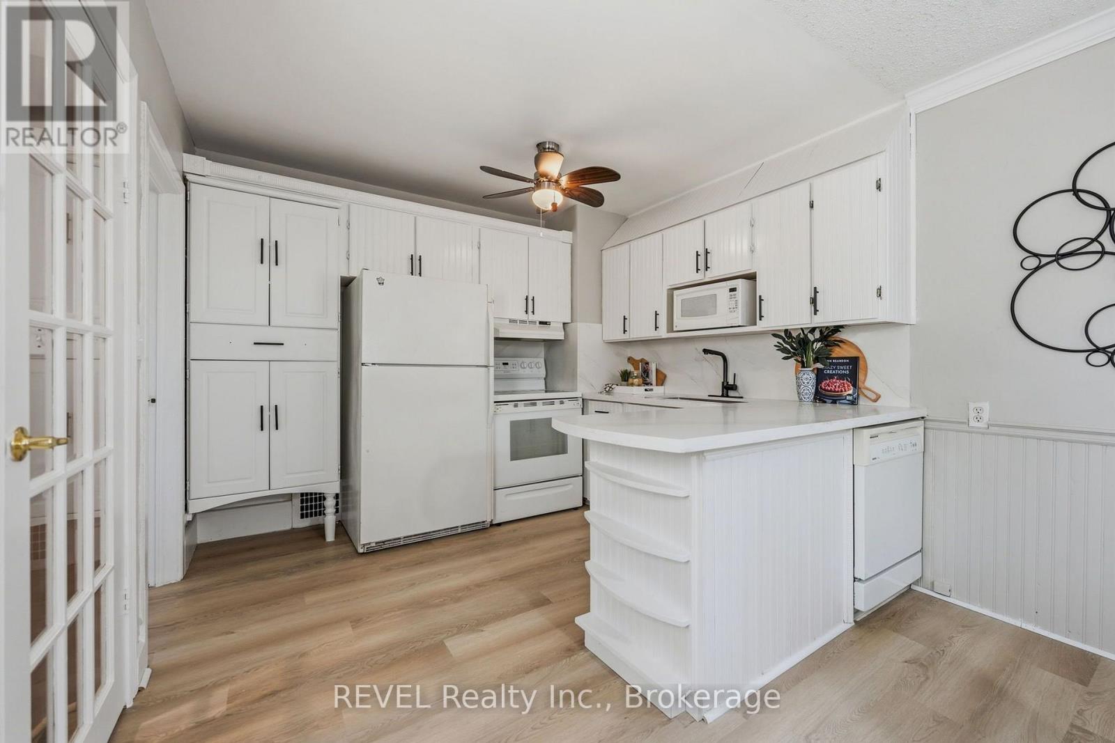 7962 Booth Street, Niagara Falls, Ontario  L2H 1E8 - Photo 8 - X13619494