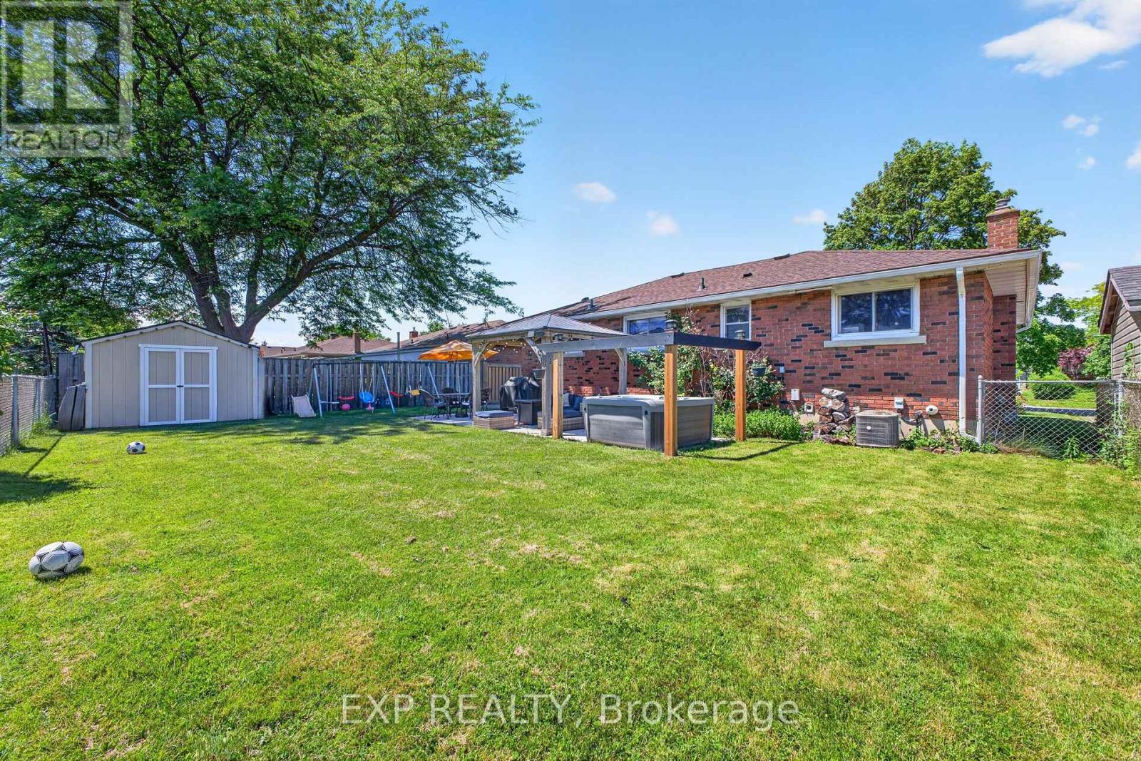 8 Dunraven Avenue, St. Catharines, Ontario  L2M 6A7 - Photo 42 - X13619518